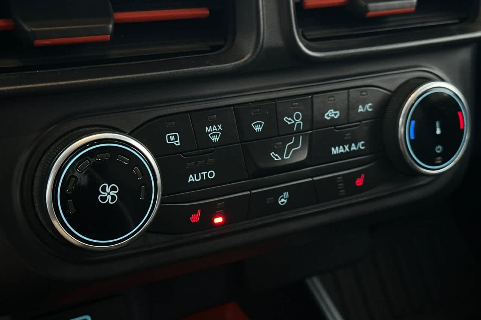 Thumbnail: 2022 Ford Maverick - 22