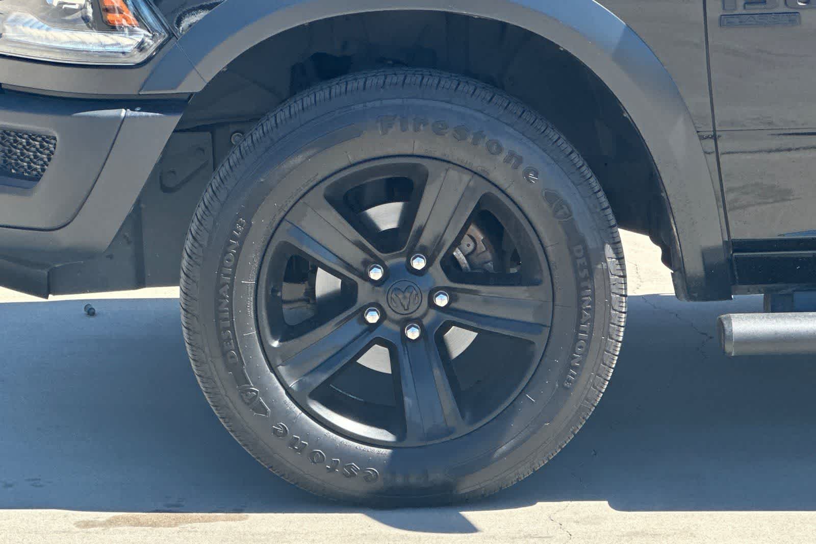 Thumbnail: 2022 RAM 1500 Classic - 12