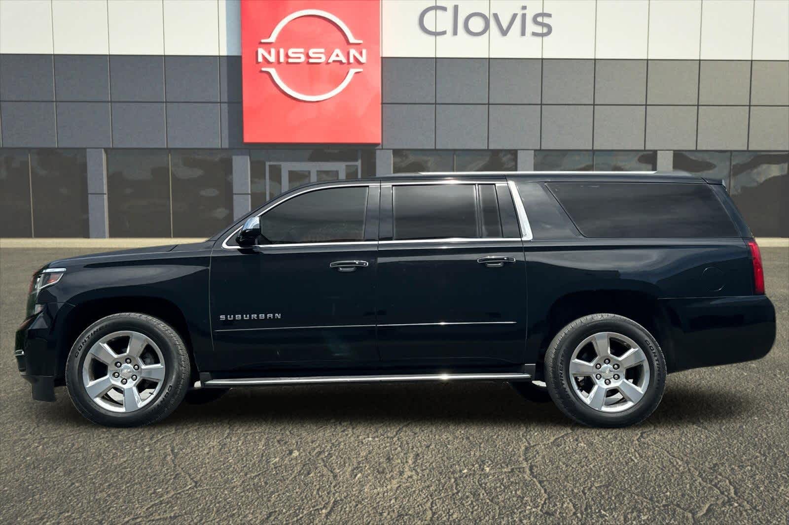 Thumbnail: 2017 Chevrolet Suburban - 6
