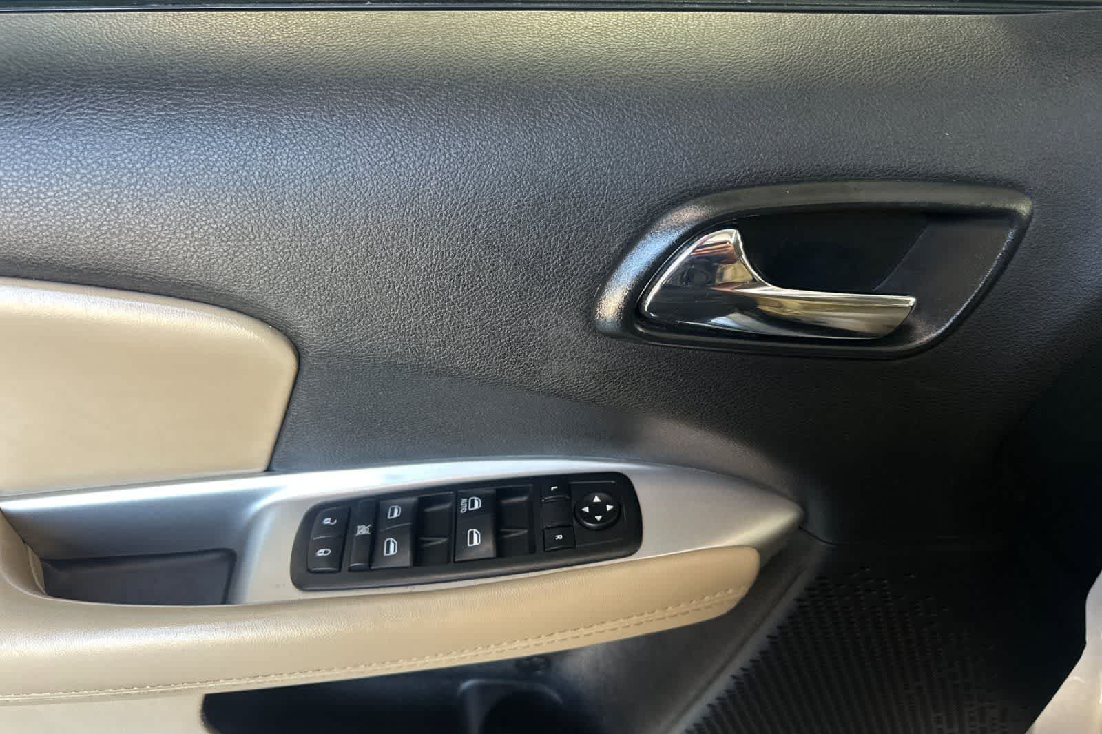 Thumbnail: 2015 Dodge Journey - 13