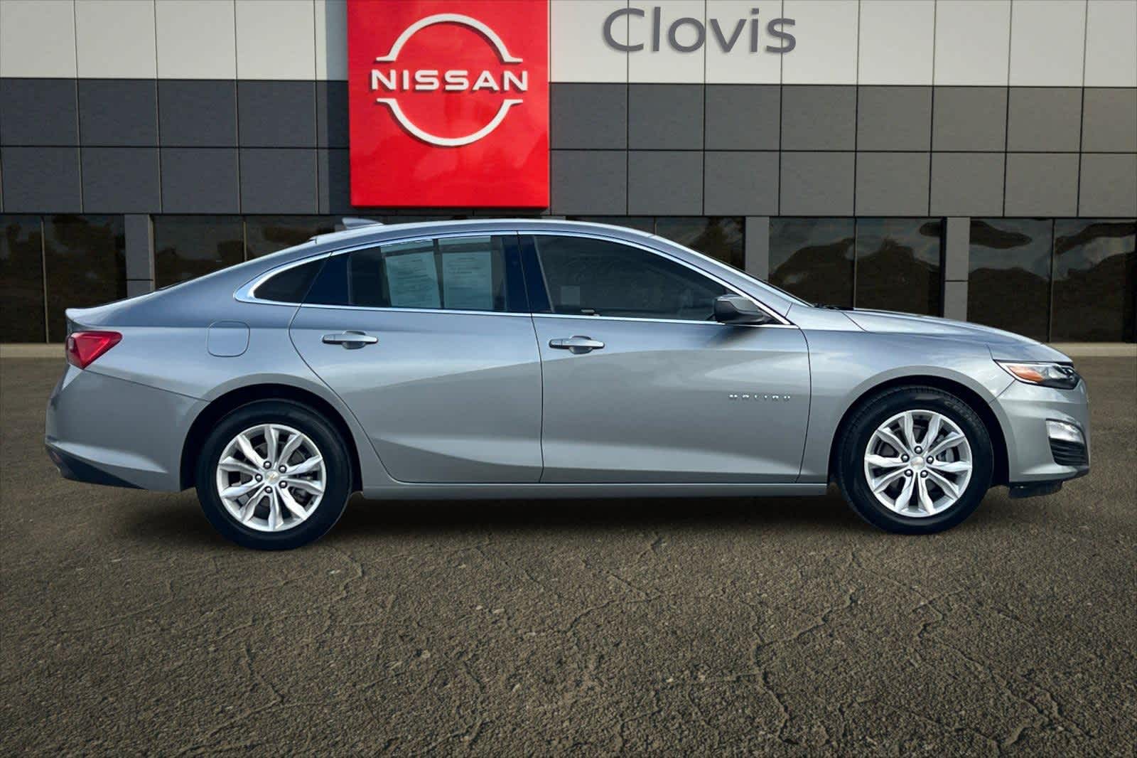 Thumbnail: 2024 Chevrolet Malibu - 9