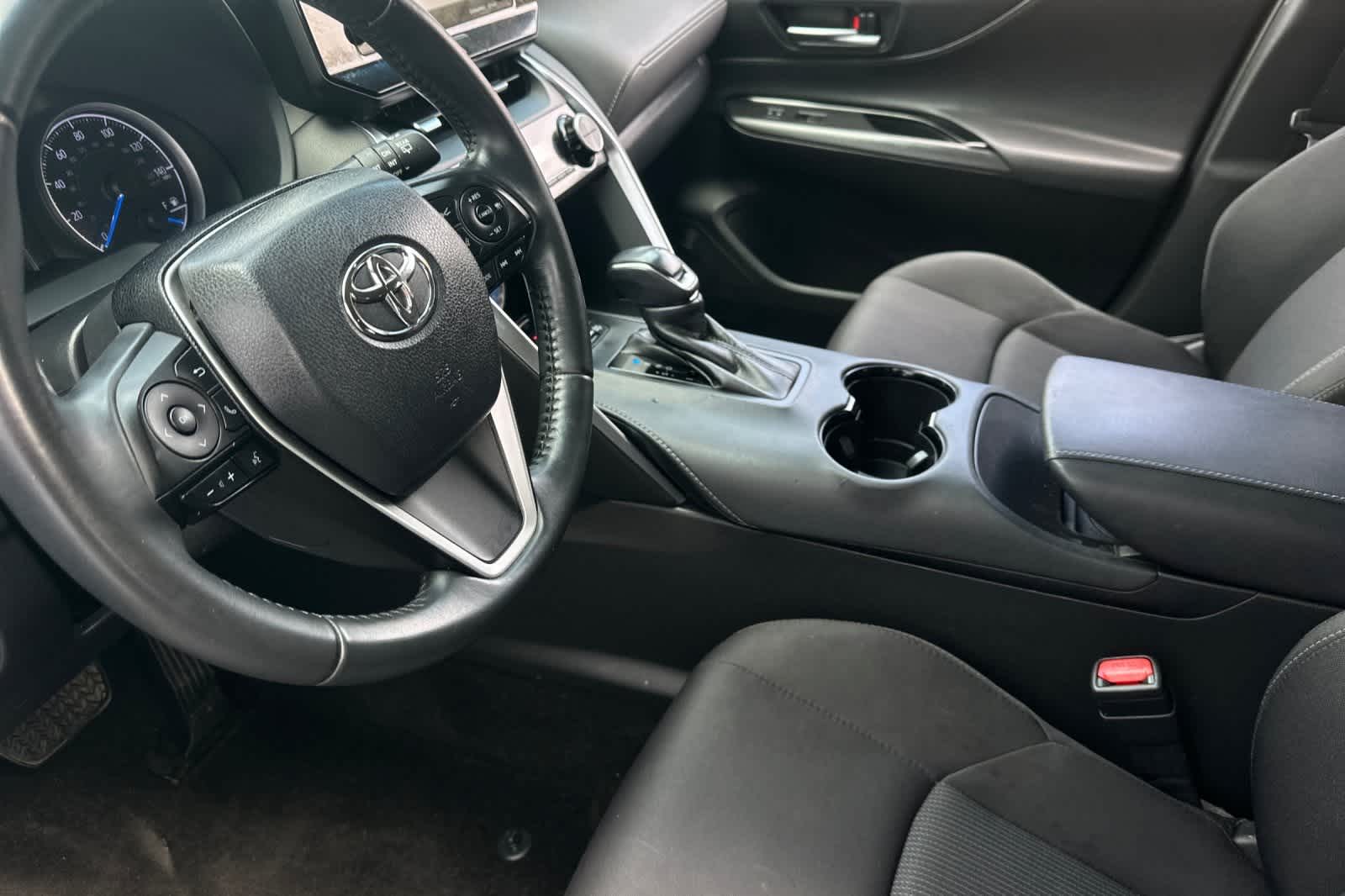 Thumbnail: 2021 Toyota Venza - 14