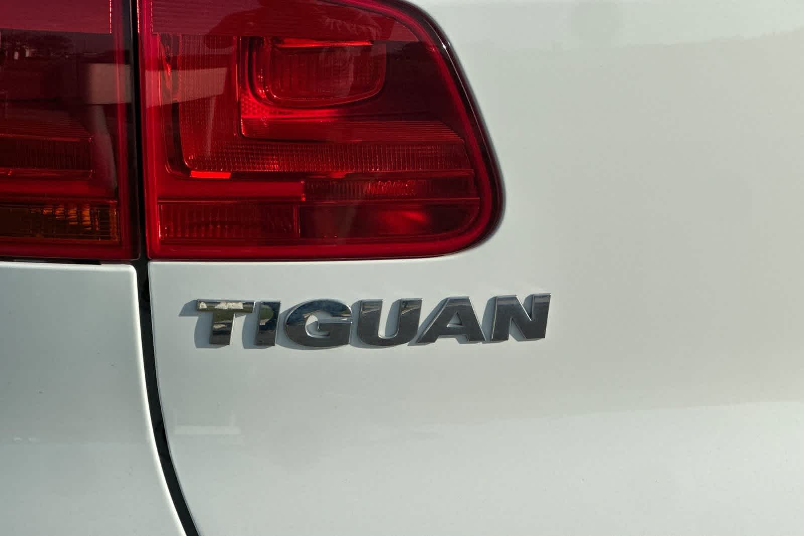 Thumbnail: 2017 Volkswagen Tiguan - 32