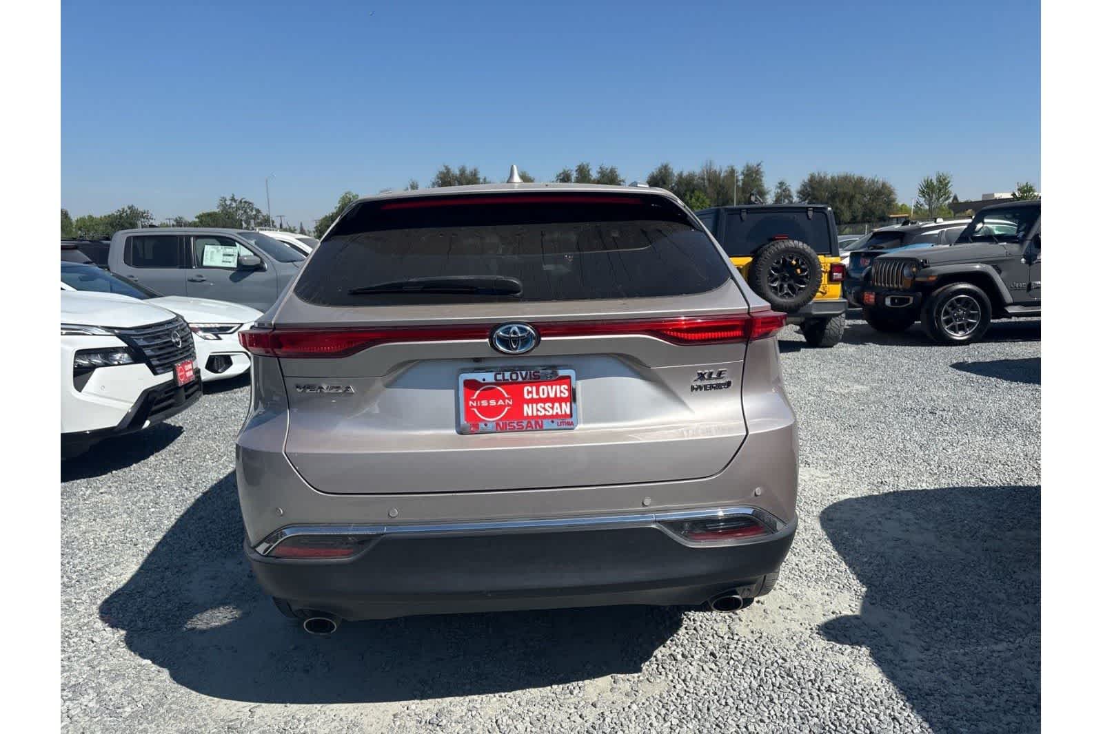 Thumbnail: 2021 Toyota Venza - 8