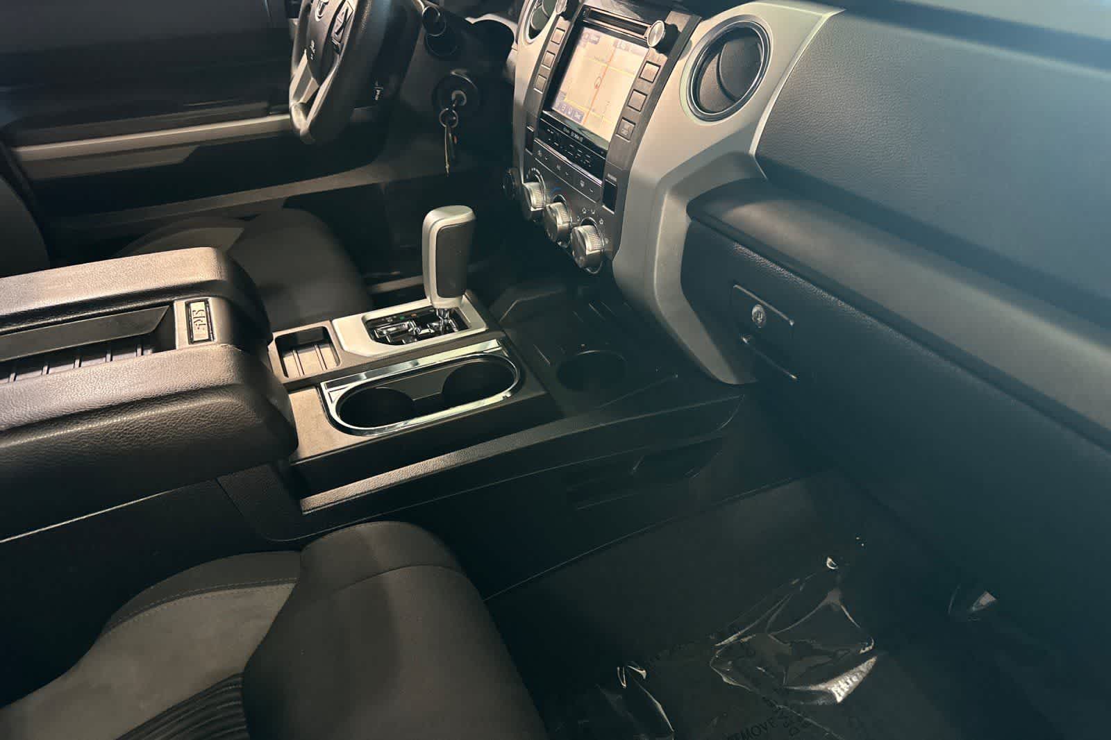Thumbnail: 2014 Toyota Tundra - 18