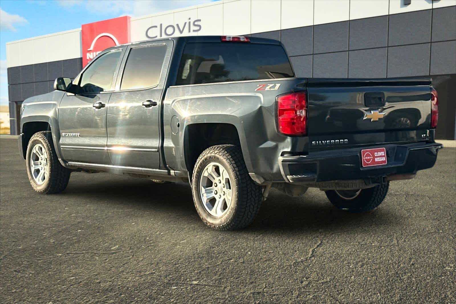 Thumbnail: 2018 Chevrolet Silverado 1500 - 7