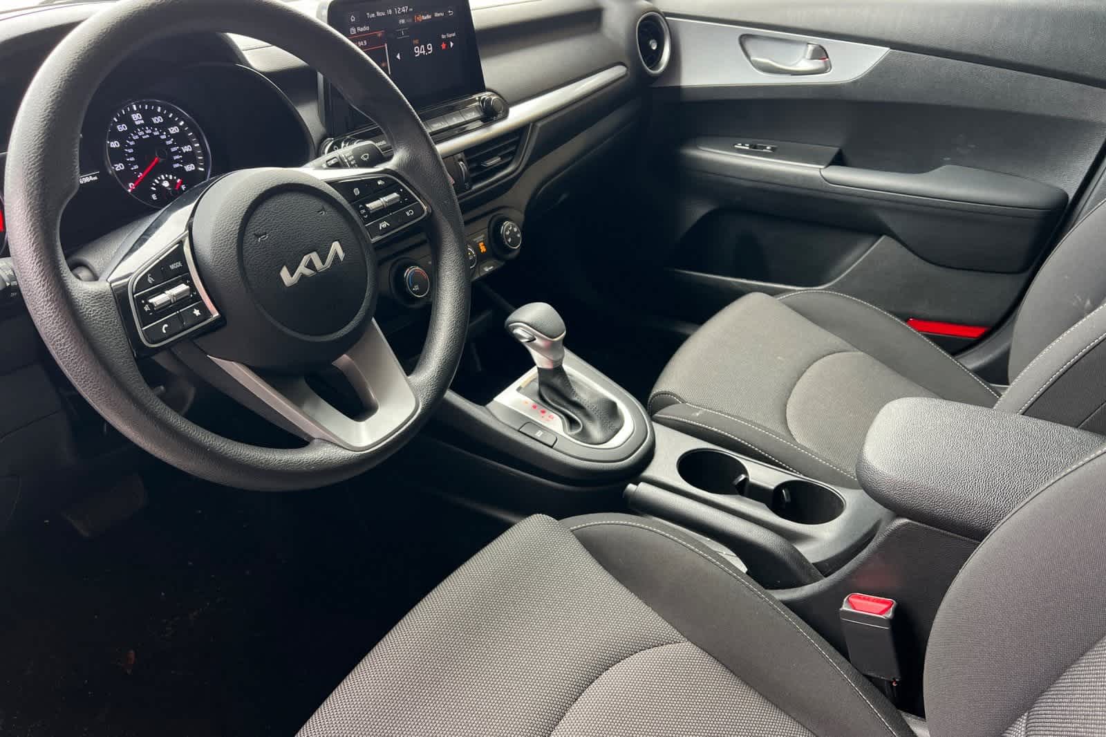 Thumbnail: 2024 Kia Forte - 10