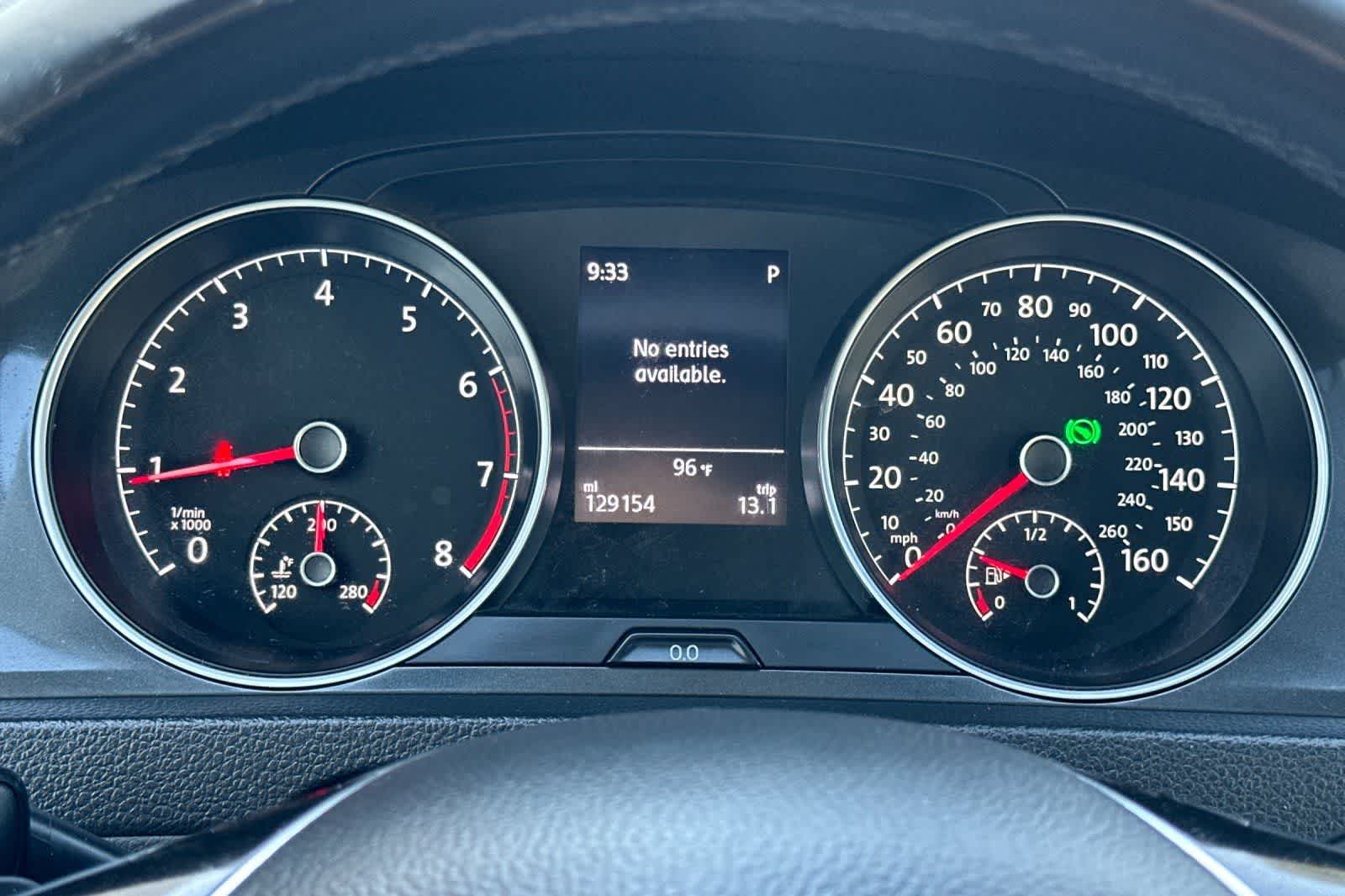 Thumbnail: 2019 Volkswagen e-Golf - 31