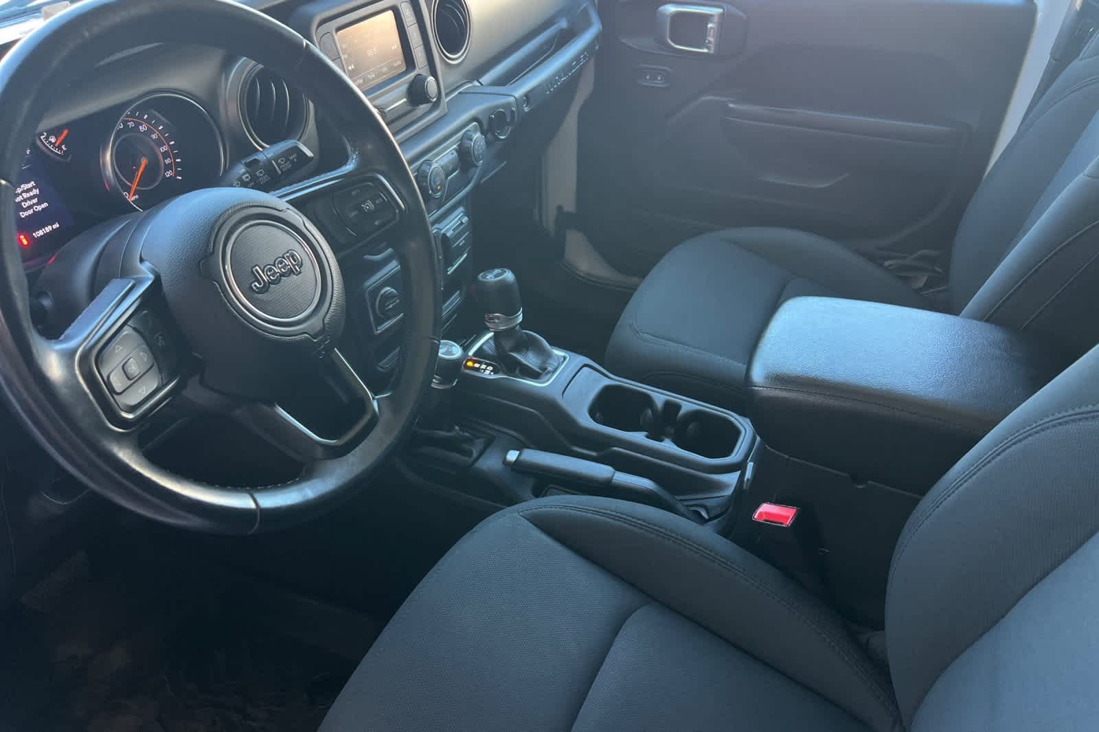 Thumbnail: 2019 Jeep Wrangler - 12