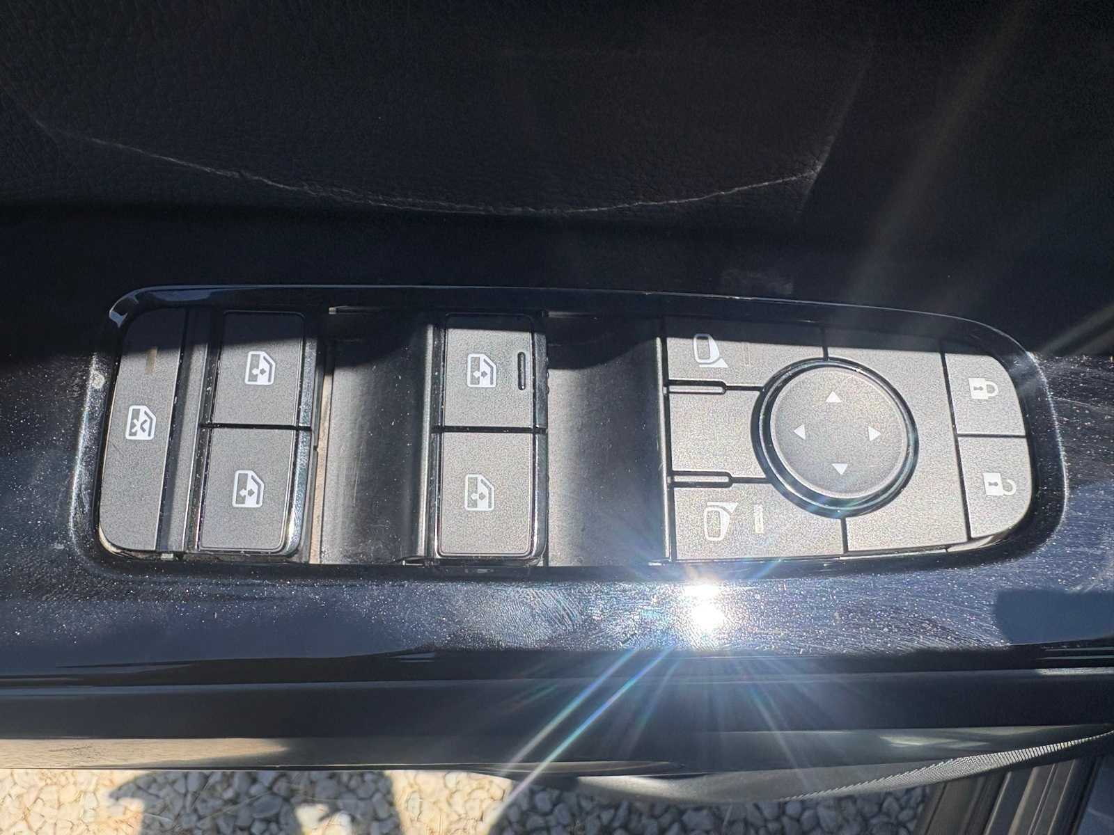 Thumbnail: 2023 Nissan Pathfinder - 12