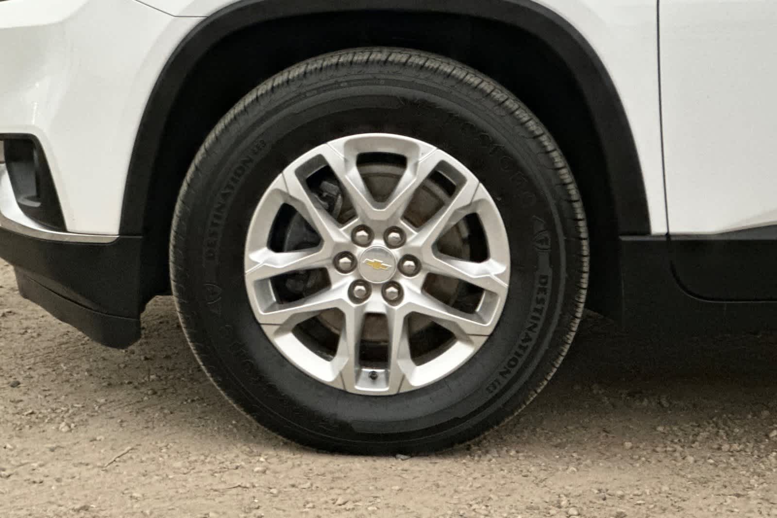 Thumbnail: 2019 Chevrolet Traverse - 37