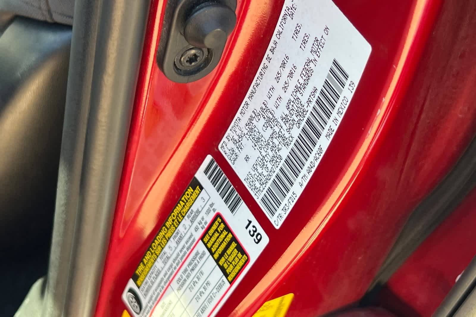 Thumbnail: 2019 Toyota Tacoma - 32