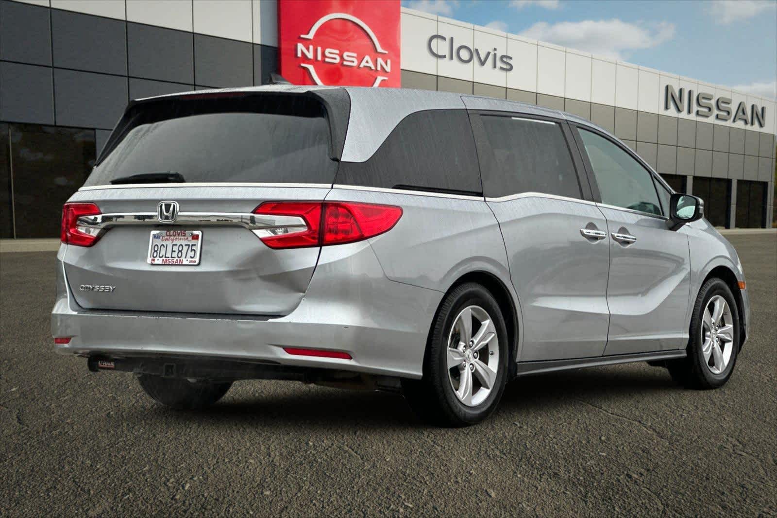 Thumbnail: 2018 Honda Odyssey - 3