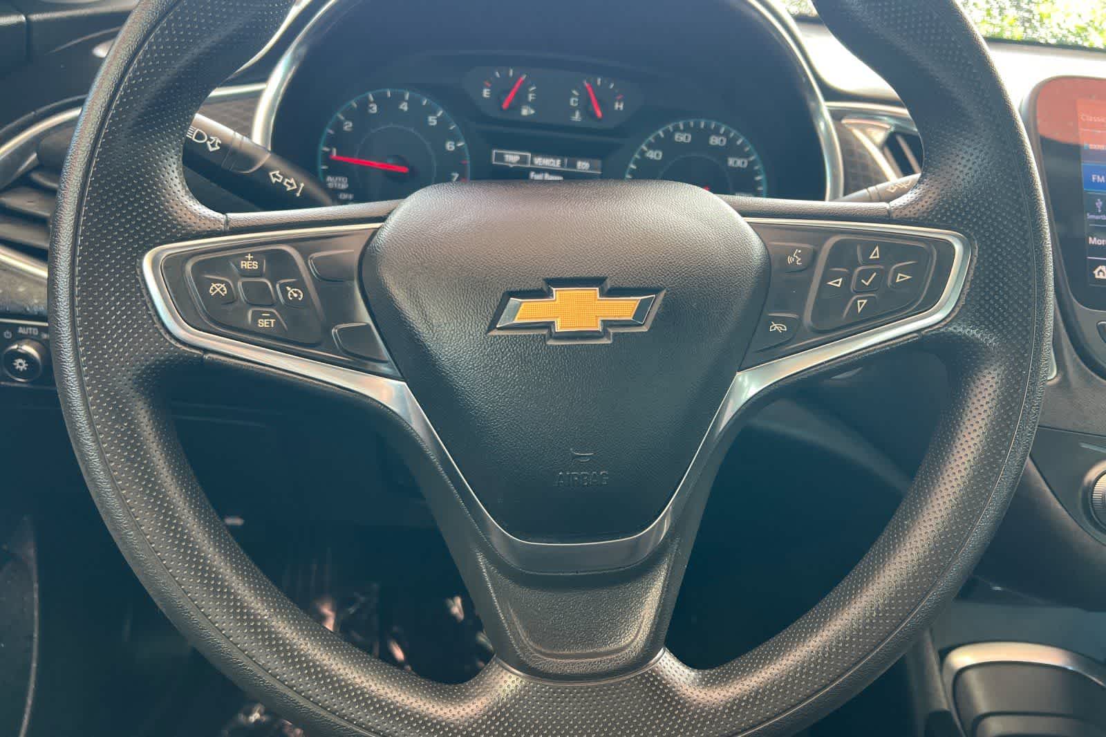 Thumbnail: 2019 Chevrolet Malibu - 27