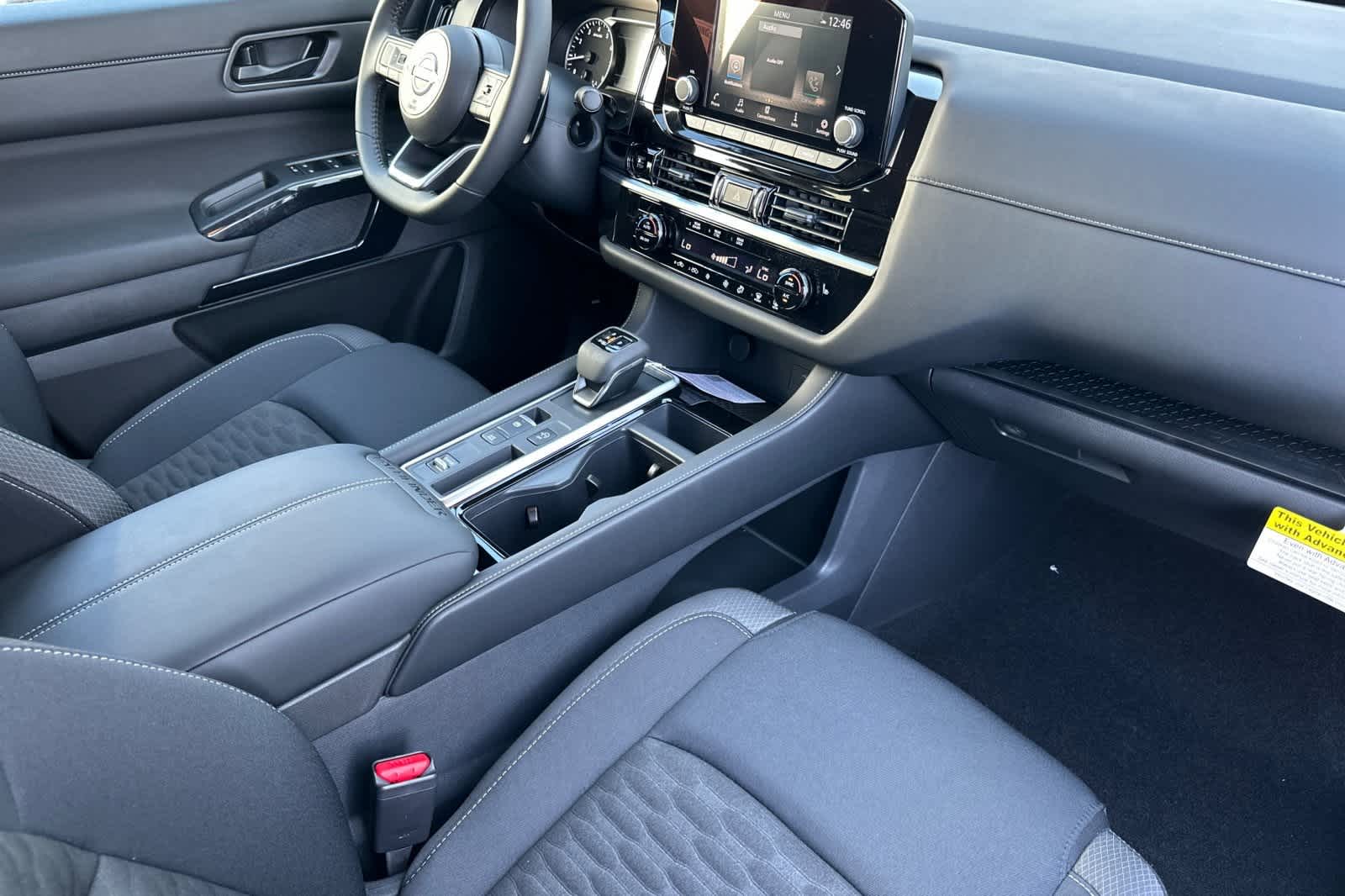 Thumbnail: 2025 Nissan Pathfinder - 18