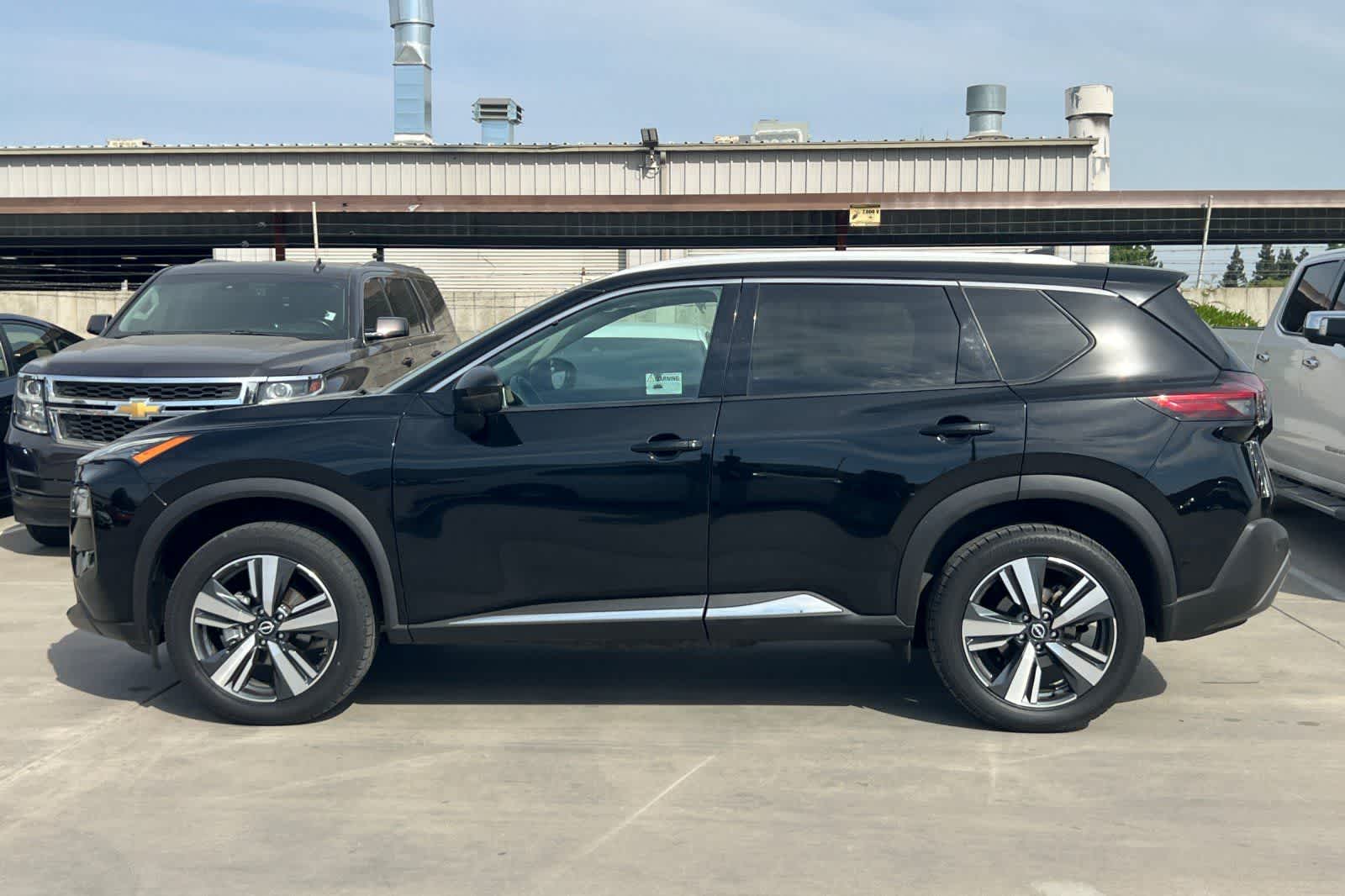 Thumbnail: 2023 Nissan Rogue - 6