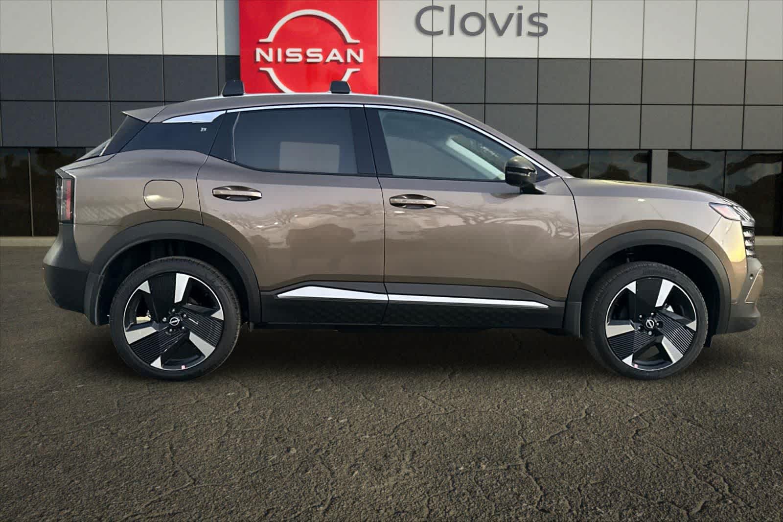 Thumbnail: 2026 Nissan Kicks - 8