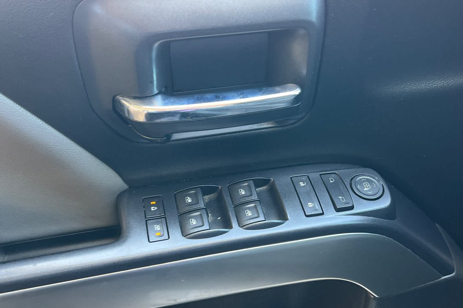 Thumbnail: 2015 Chevrolet Silverado 1500 - 15