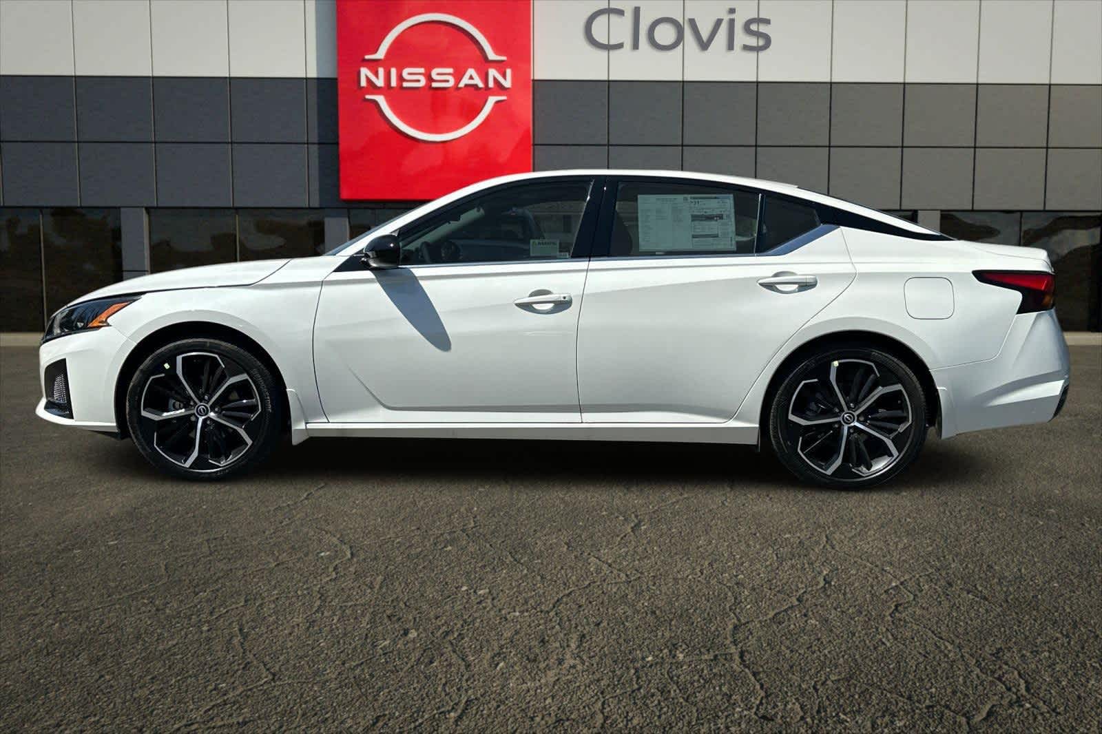 Thumbnail: 2025 Nissan Altima - 6