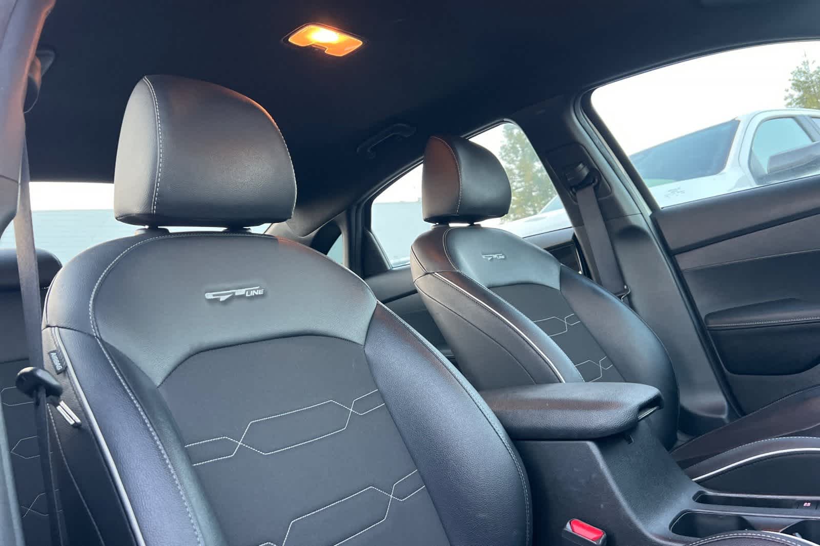 Thumbnail: 2023 Kia Forte - 17