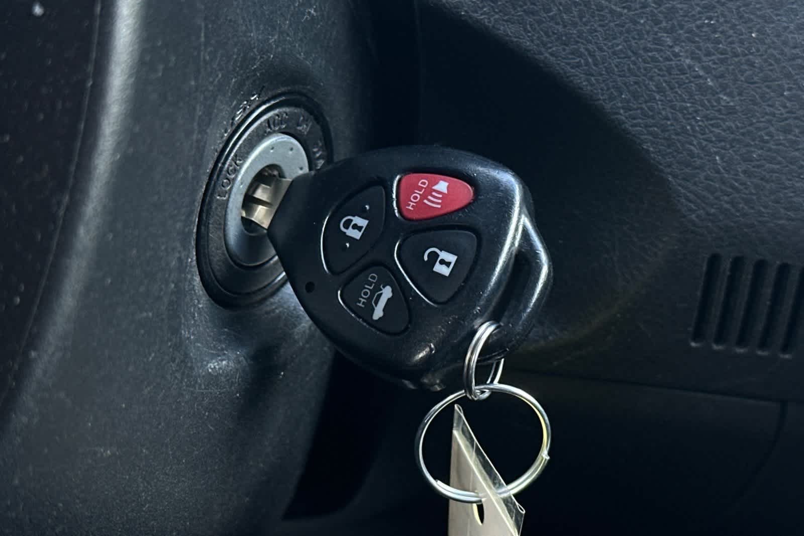 Thumbnail: 2013 Toyota Corolla - 21