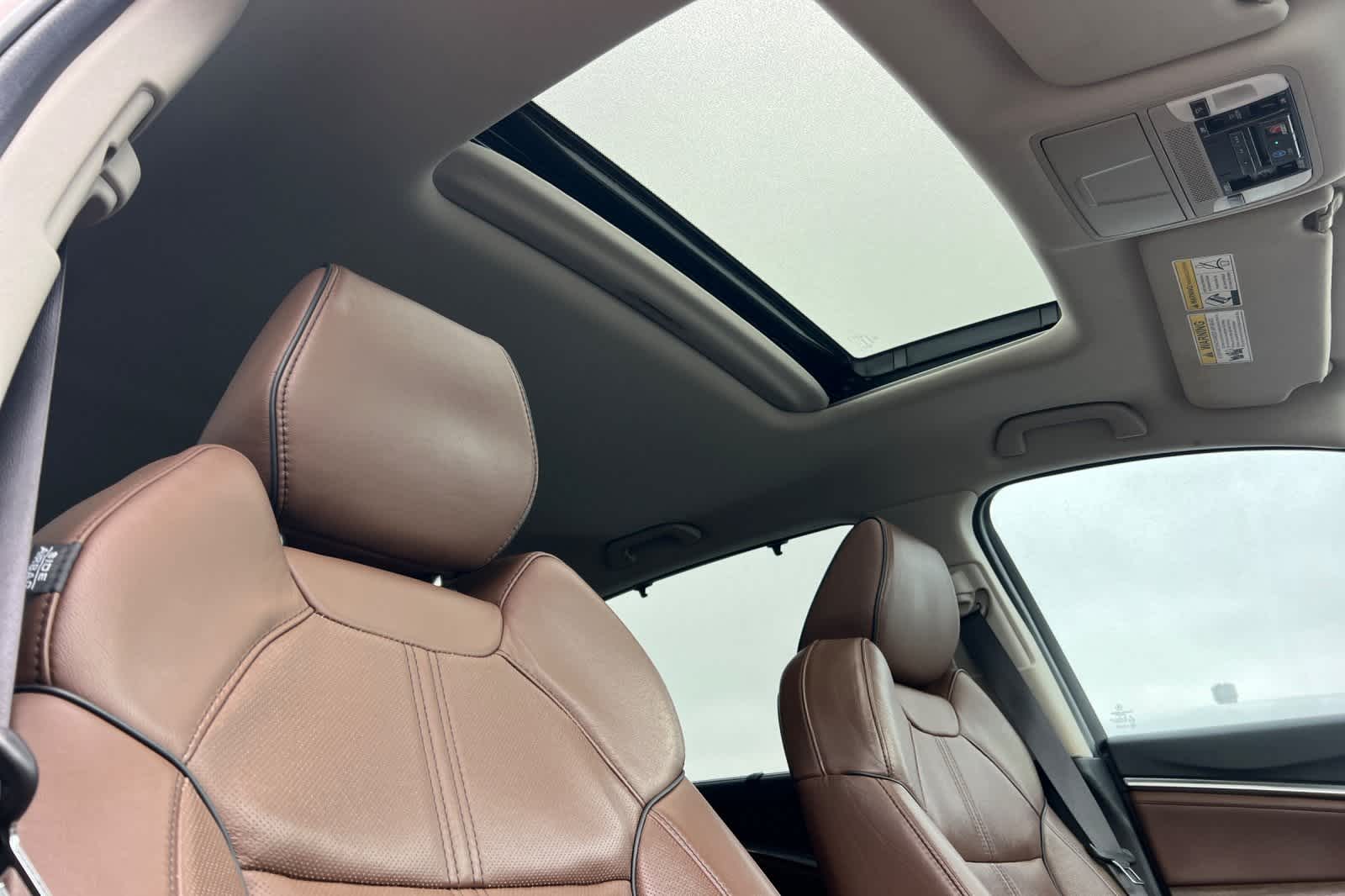 Thumbnail: 2019 Acura MDX - 19