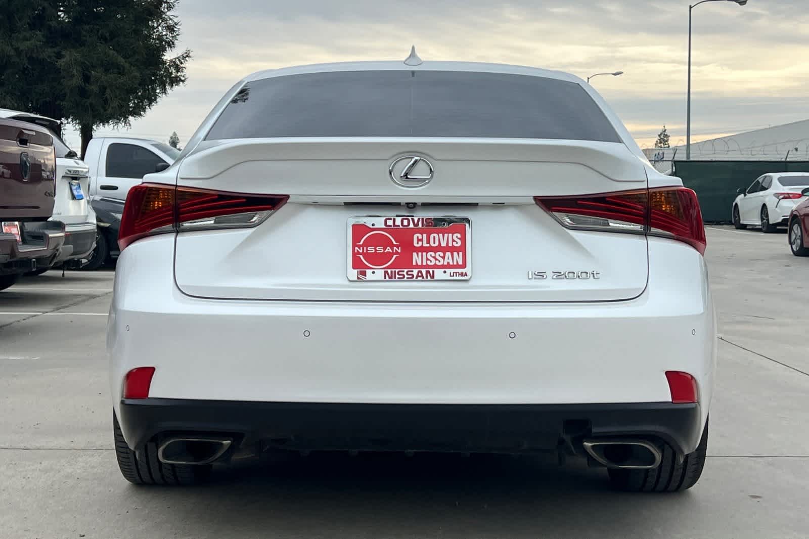 Thumbnail: 2017 Lexus IS - 8