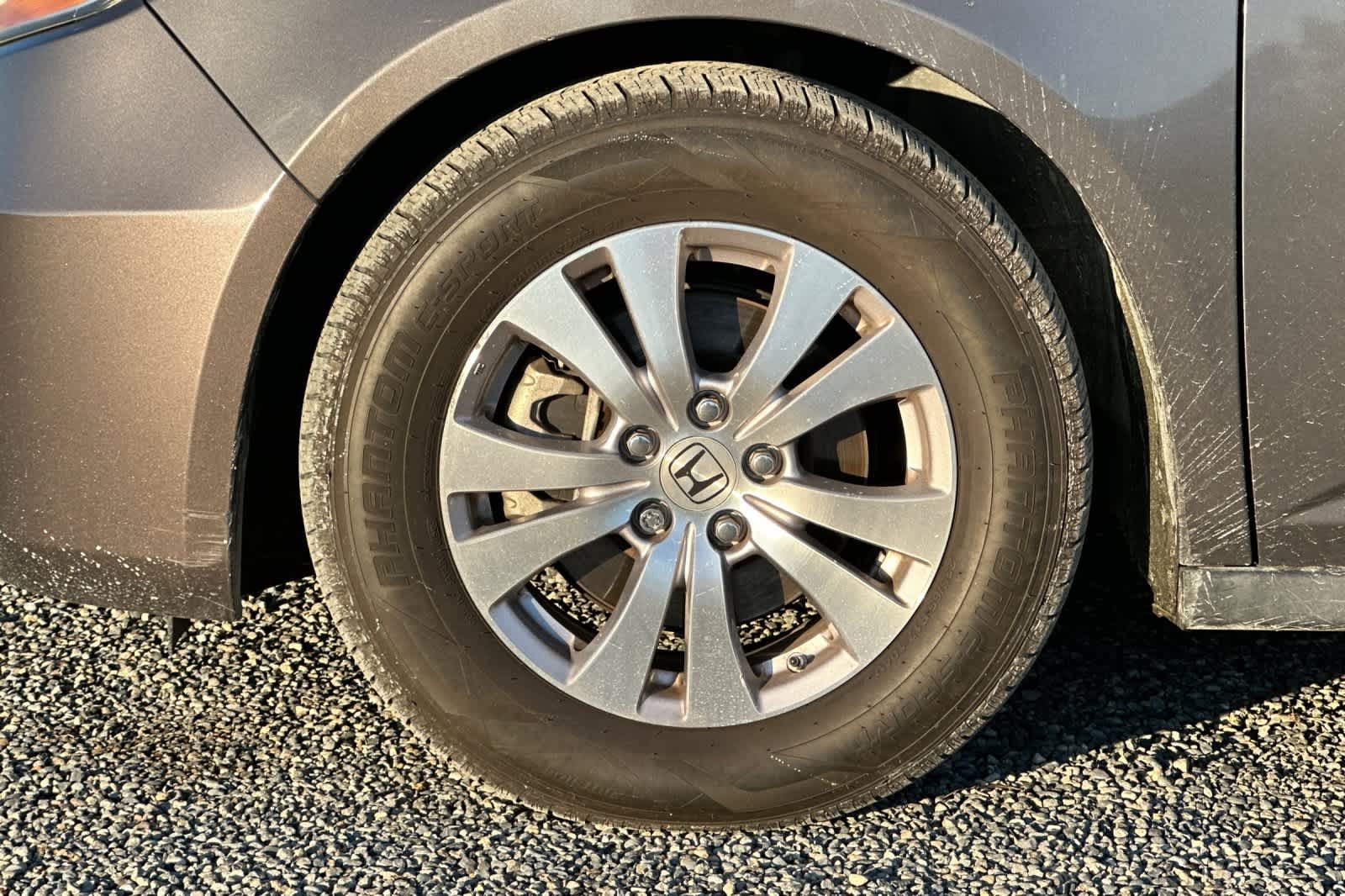 Thumbnail: 2014 Honda Odyssey - 27