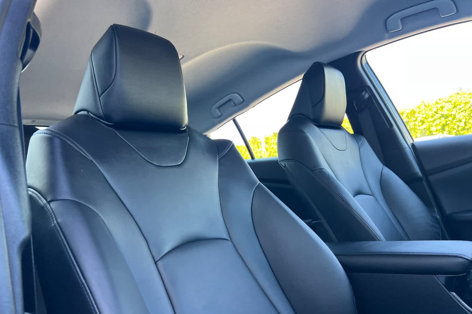 Thumbnail: 2019 Toyota Prius Prime - 18