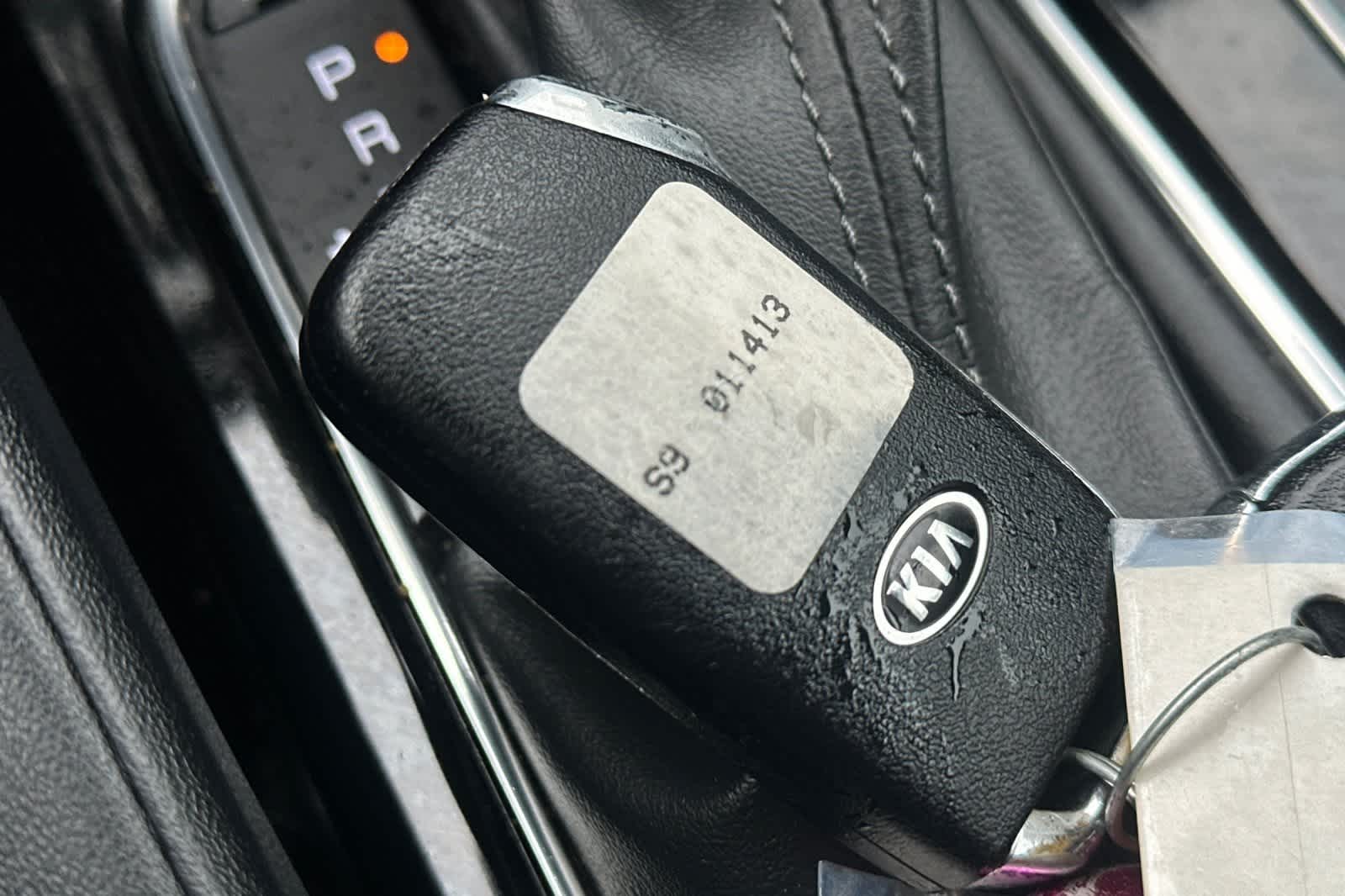 Thumbnail: 2020 Kia Telluride - 26