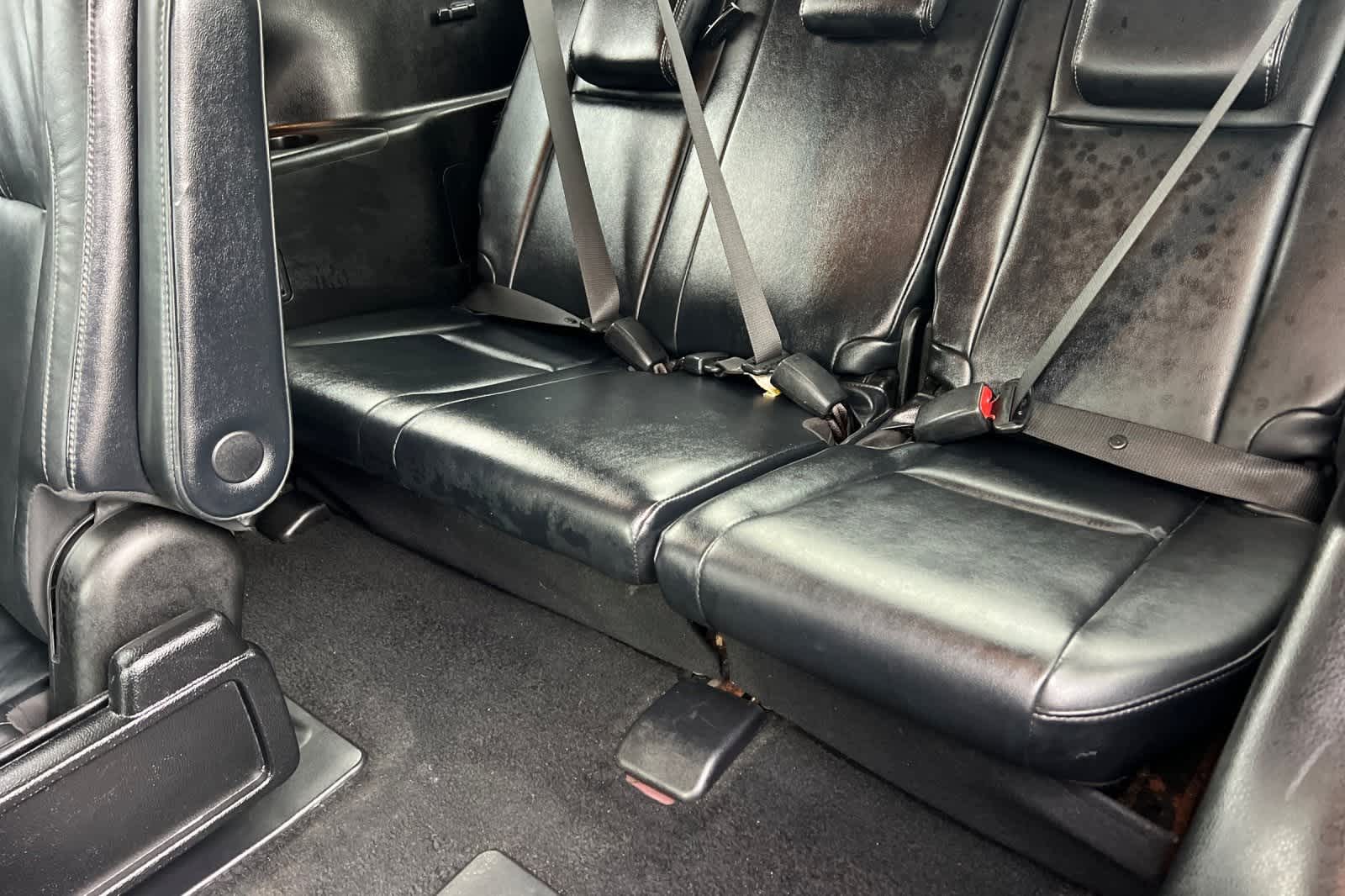 Thumbnail: 2017 Toyota Highlander - 18