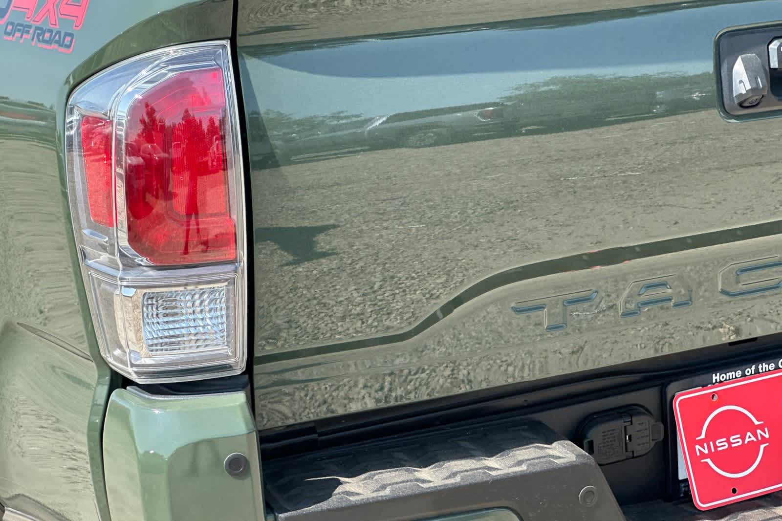 Thumbnail: 2022 Toyota Tacoma - 13