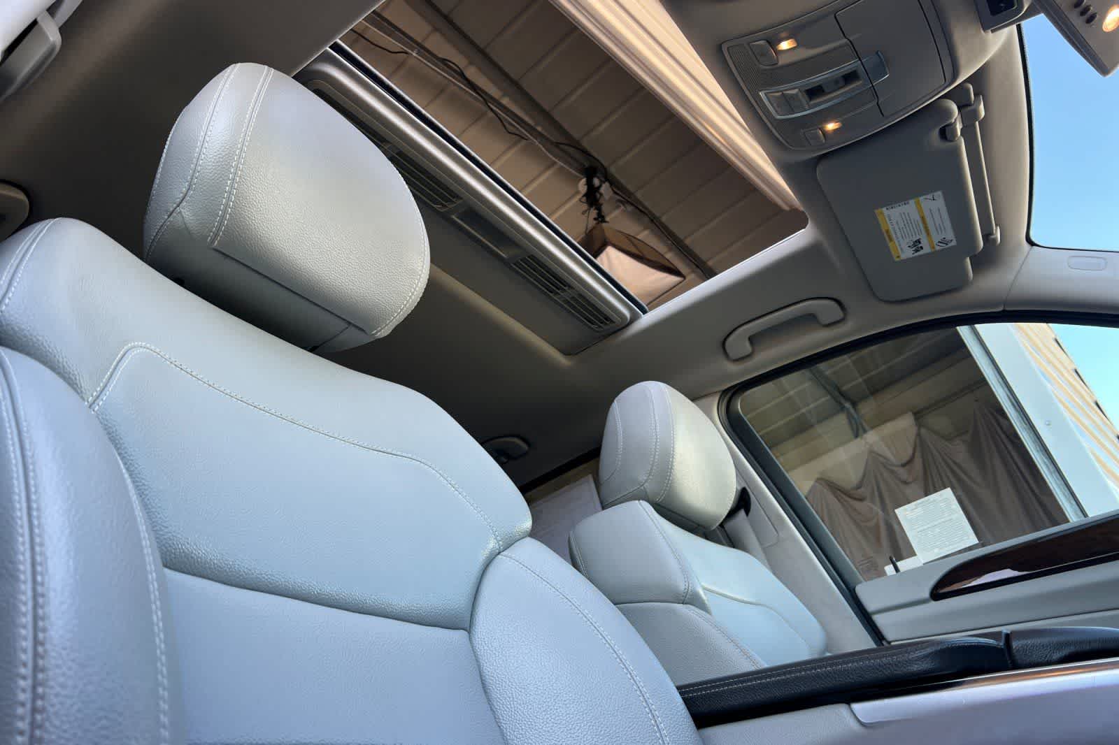 Thumbnail: 2012 Mercedes-Benz M-Class - 20