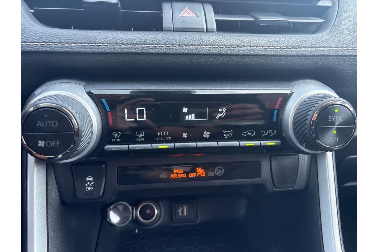 Thumbnail: 2023 Toyota RAV4 - 18