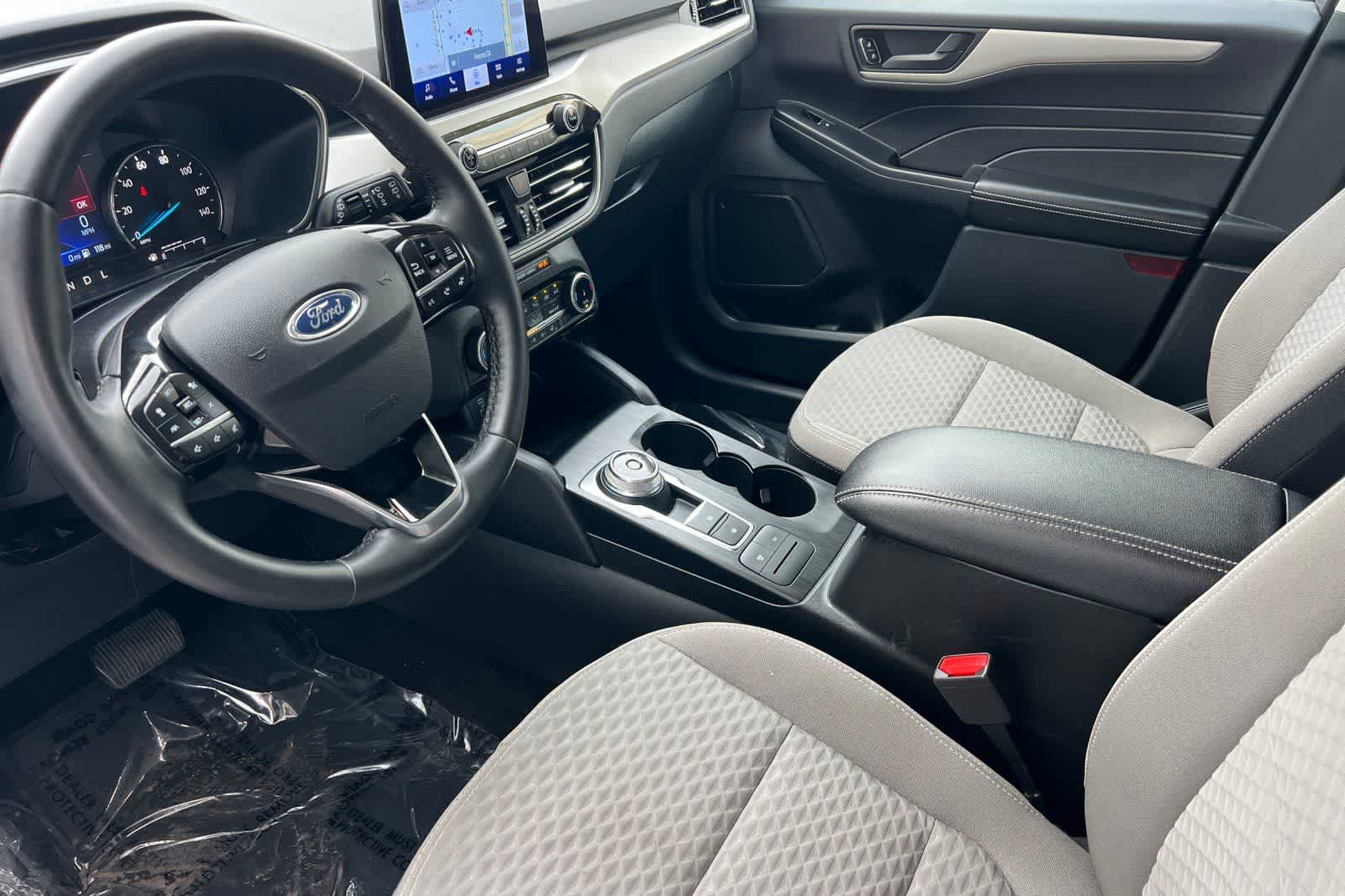 Thumbnail: 2022 Ford Escape - 12