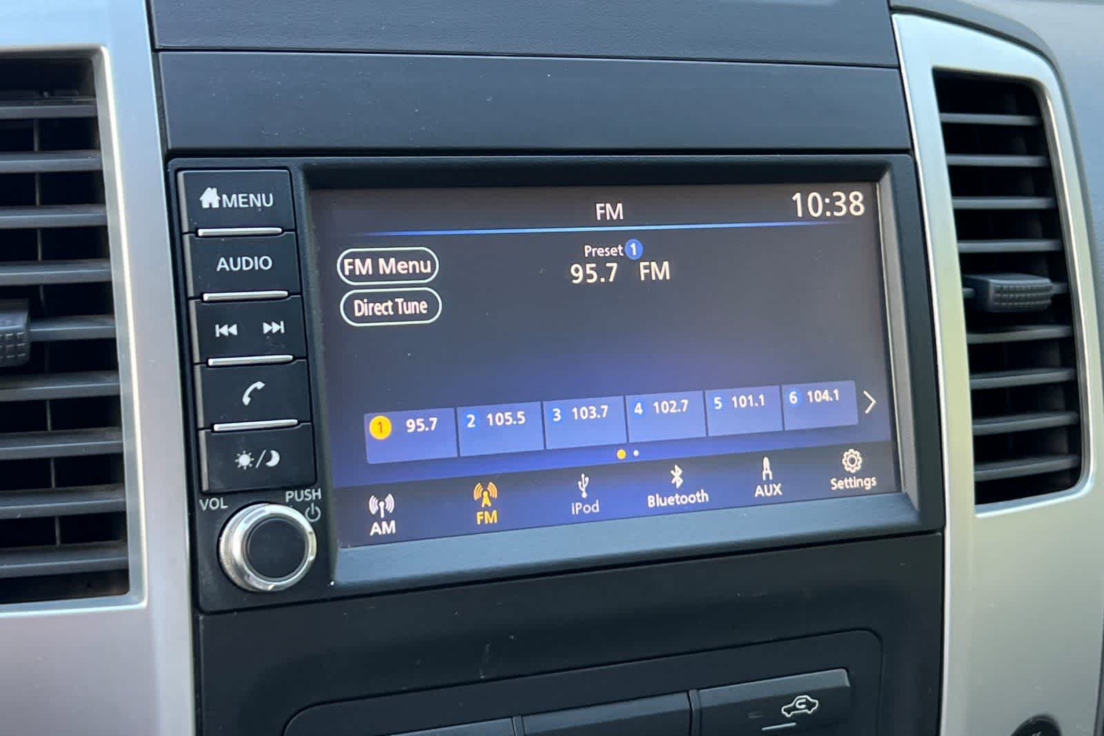 Thumbnail: 2019 Nissan Frontier - 19