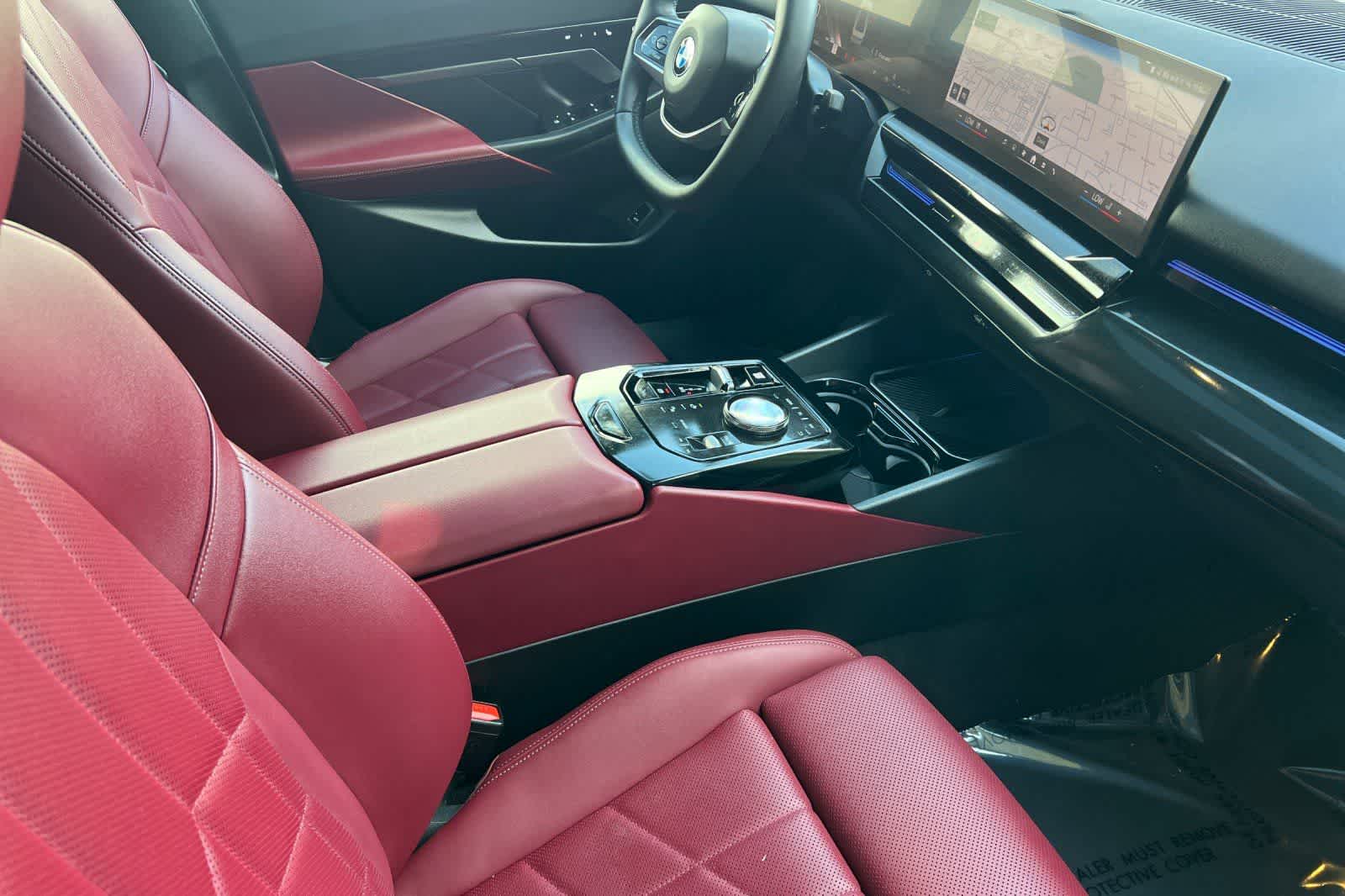 Thumbnail: 2024 BMW 5 Series - 17