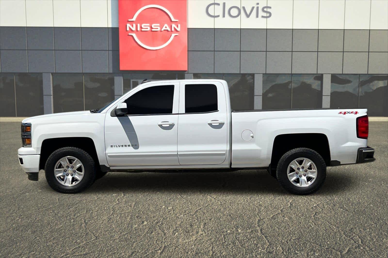 Thumbnail: 2015 Chevrolet Silverado 1500 - 6
