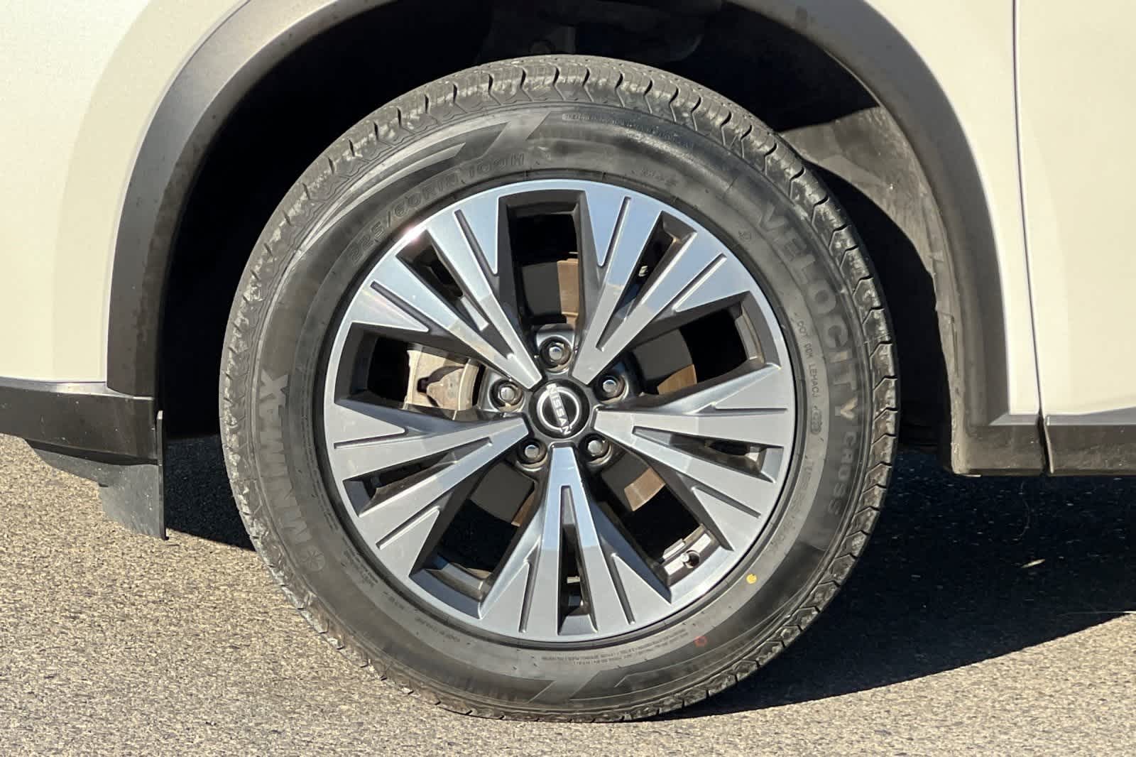 Thumbnail: 2023 Nissan Rogue - 36