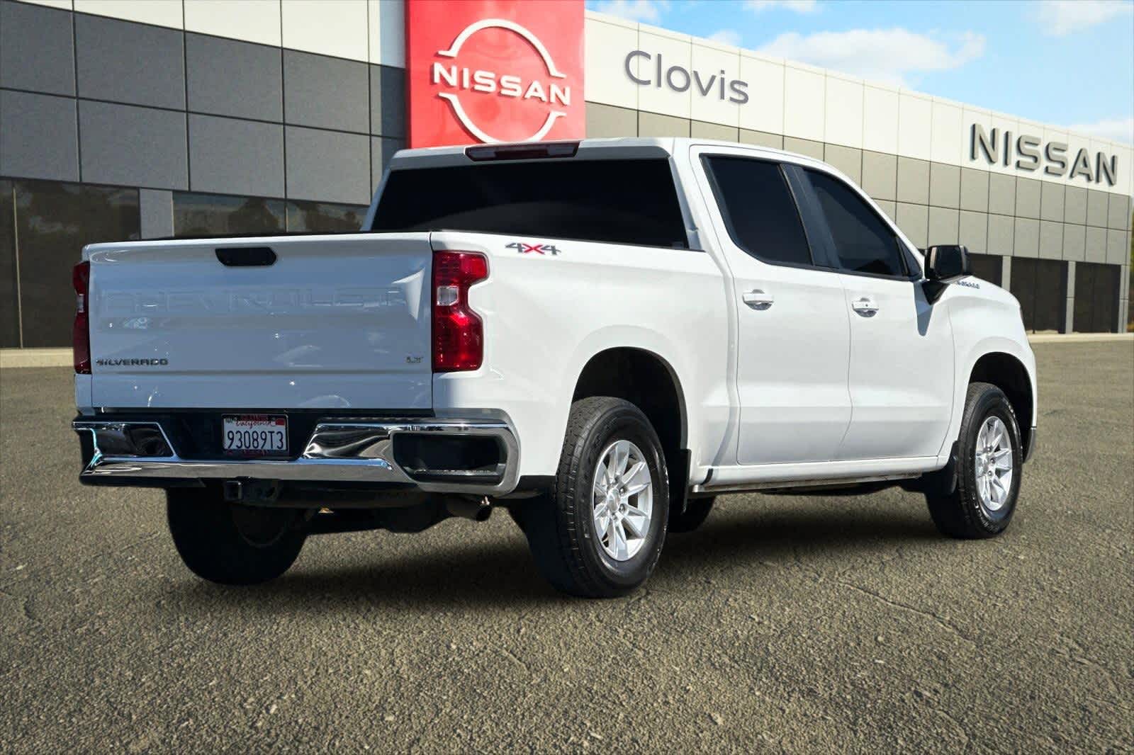 Thumbnail: 2023 Chevrolet Silverado 1500 - 3