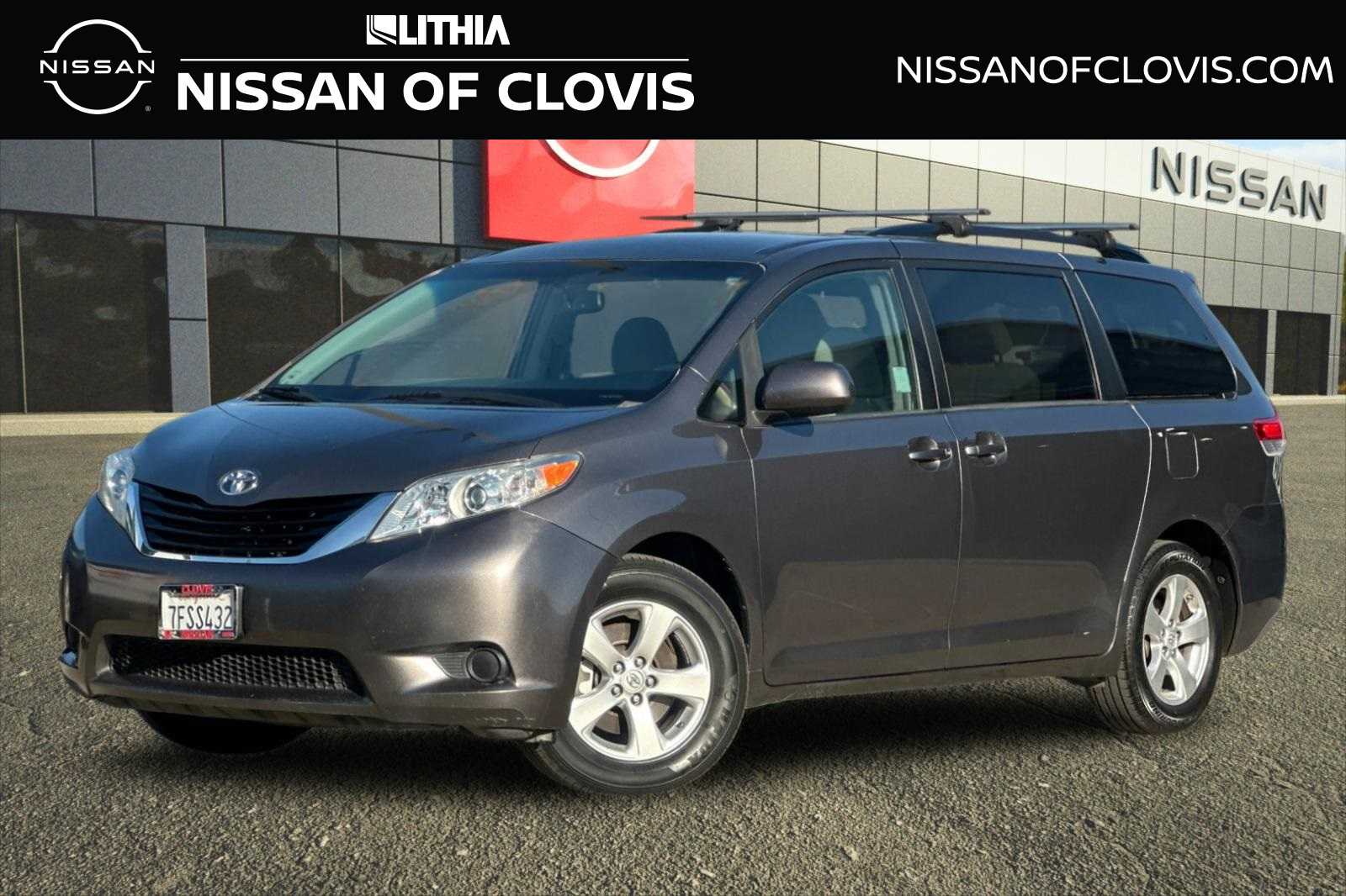 2014 Toyota Sienna LE -
                  Clovis, CA
