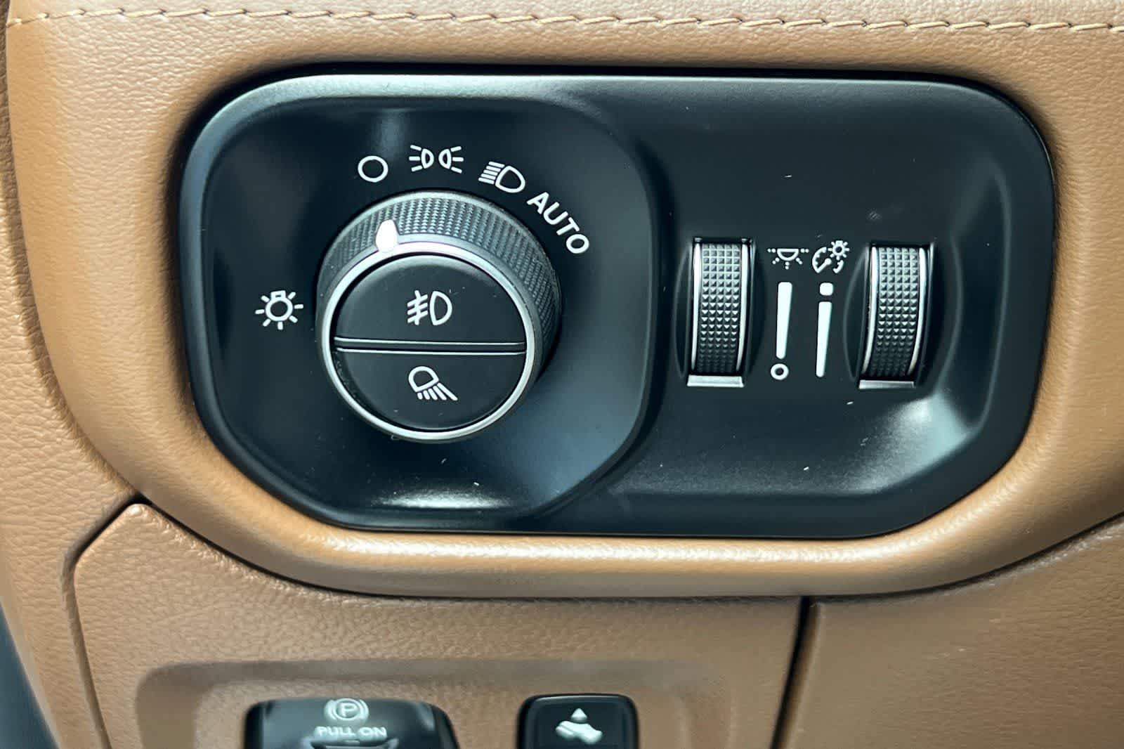 Thumbnail: 2021 RAM 1500 - 34