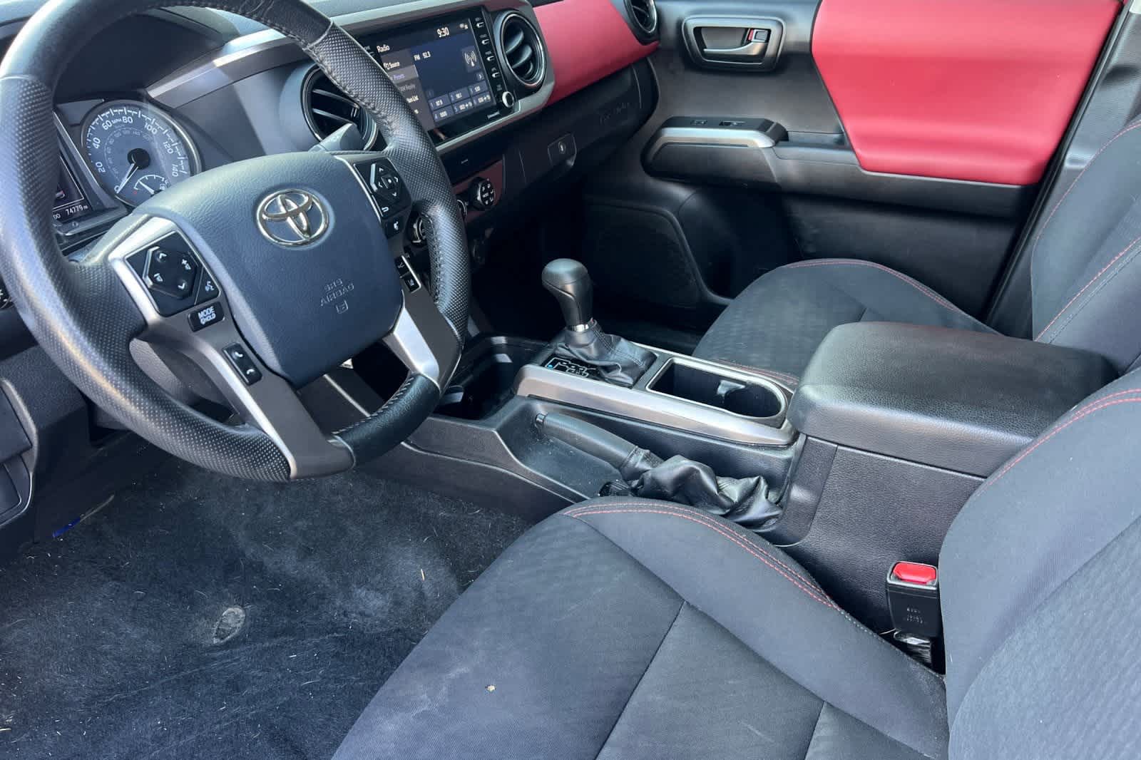 Thumbnail: 2020 Toyota Tacoma - 12