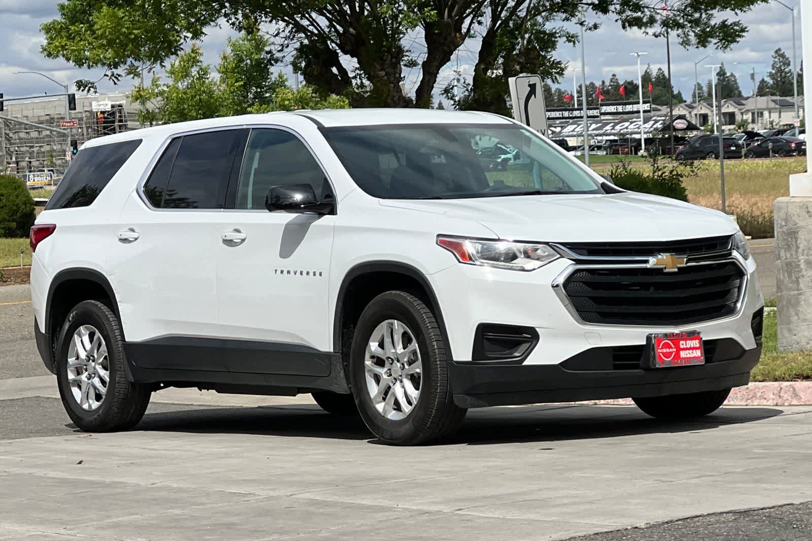 Thumbnail: 2018 Chevrolet Traverse - 10