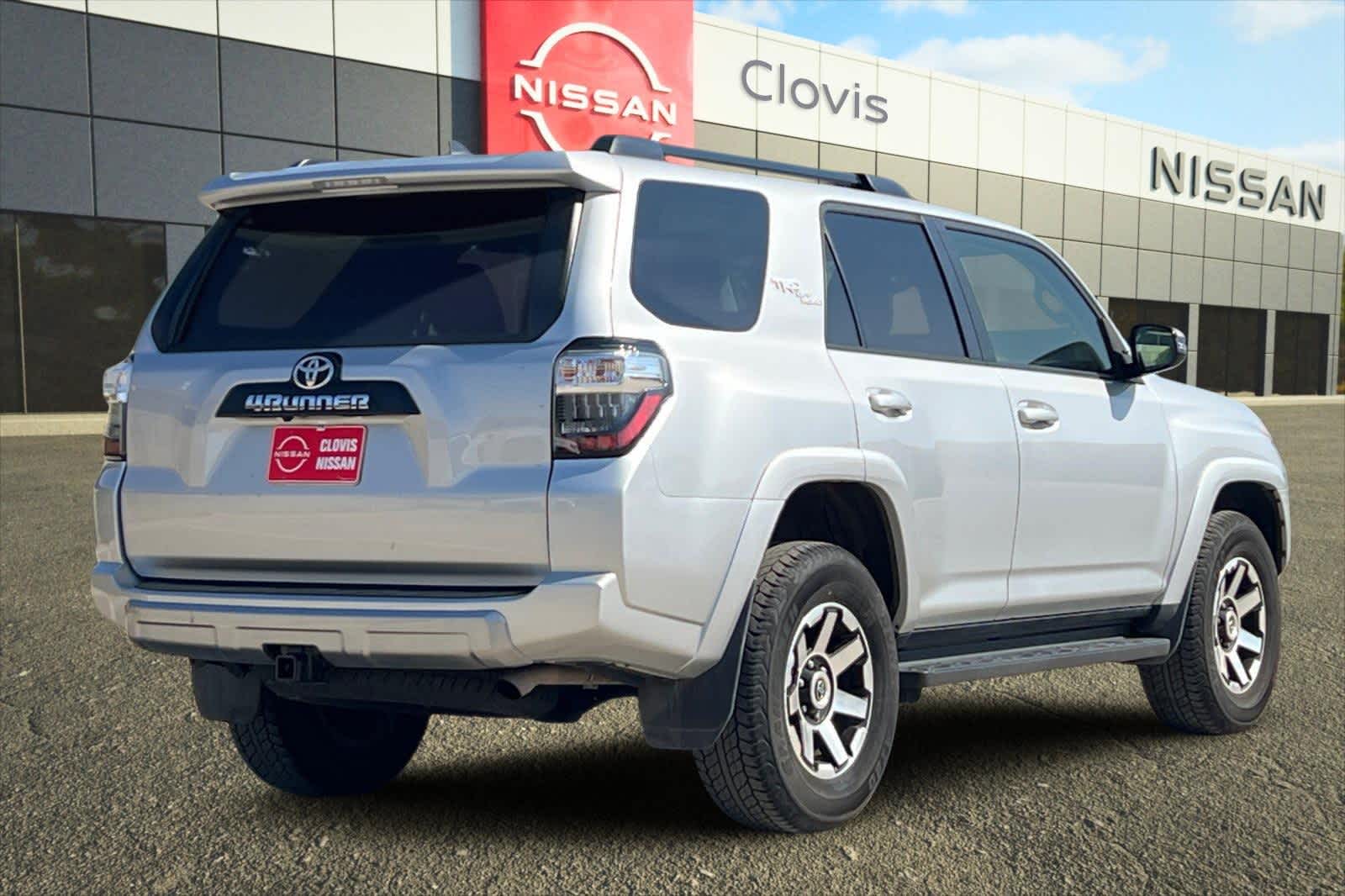 Thumbnail: 2023 Toyota 4Runner - 3