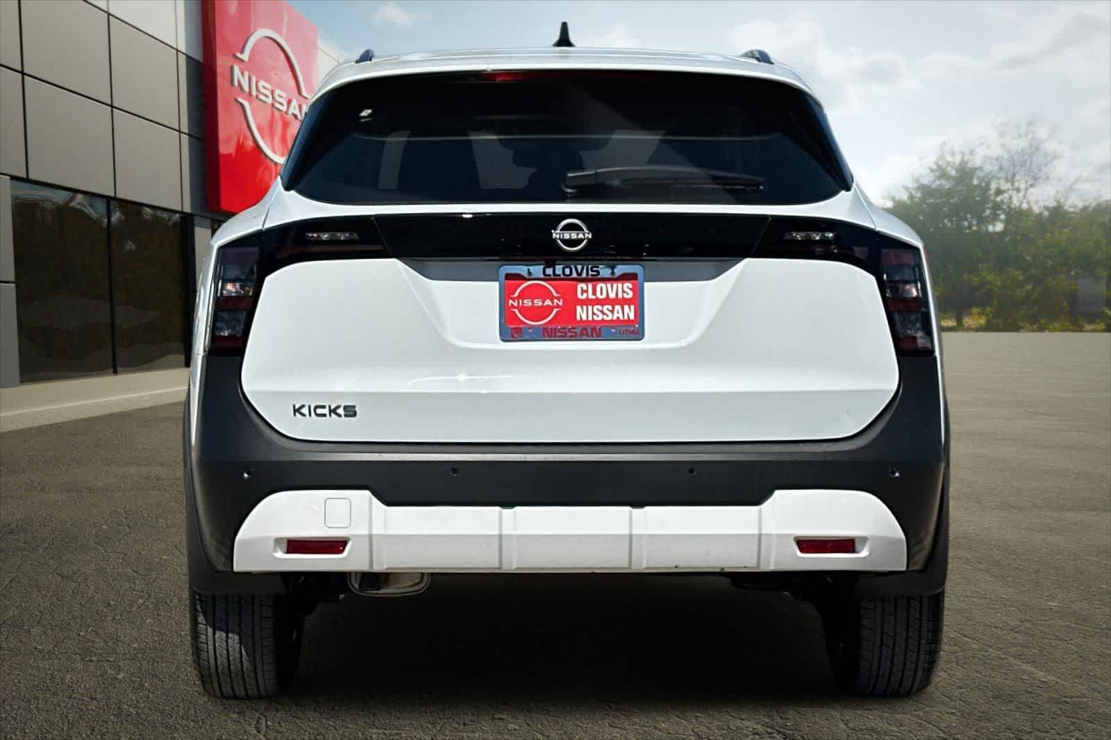 Thumbnail: 2026 Nissan Kicks - 8