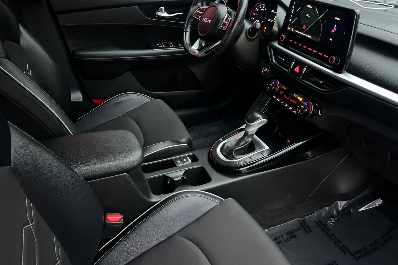 Thumbnail: 2023 Kia Forte - 17