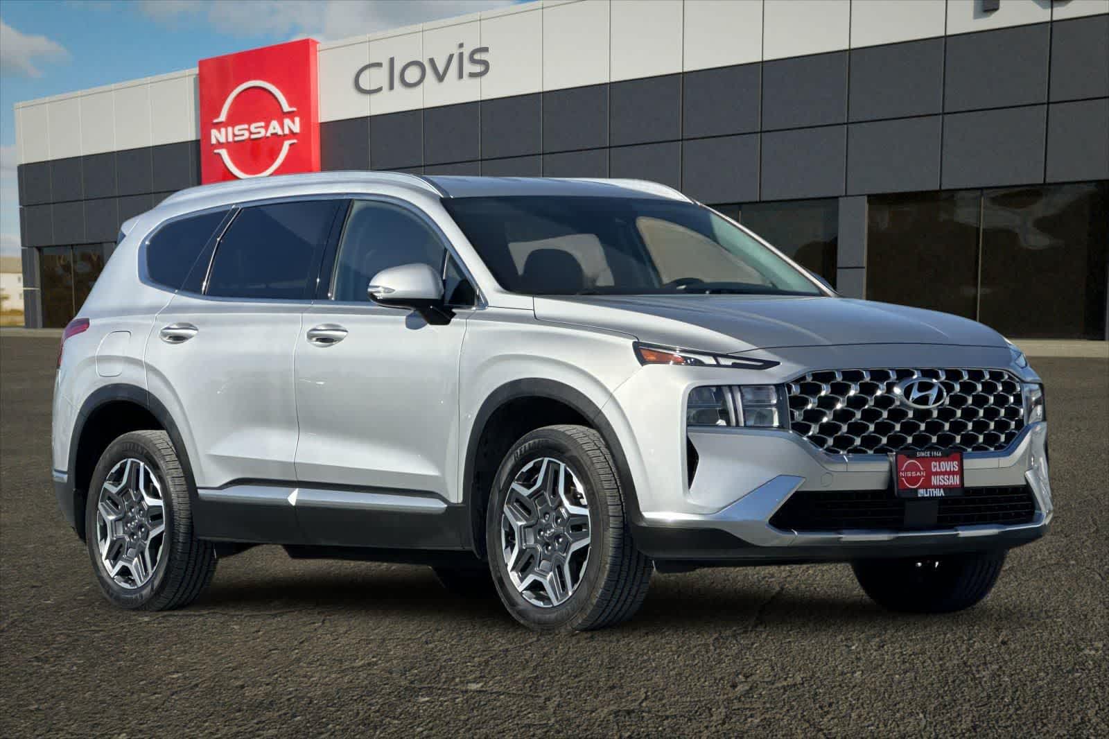 Thumbnail: 2022 Hyundai Santa Fe - 10