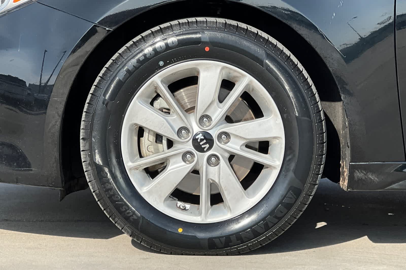 Thumbnail: 2018 Kia Optima - 33