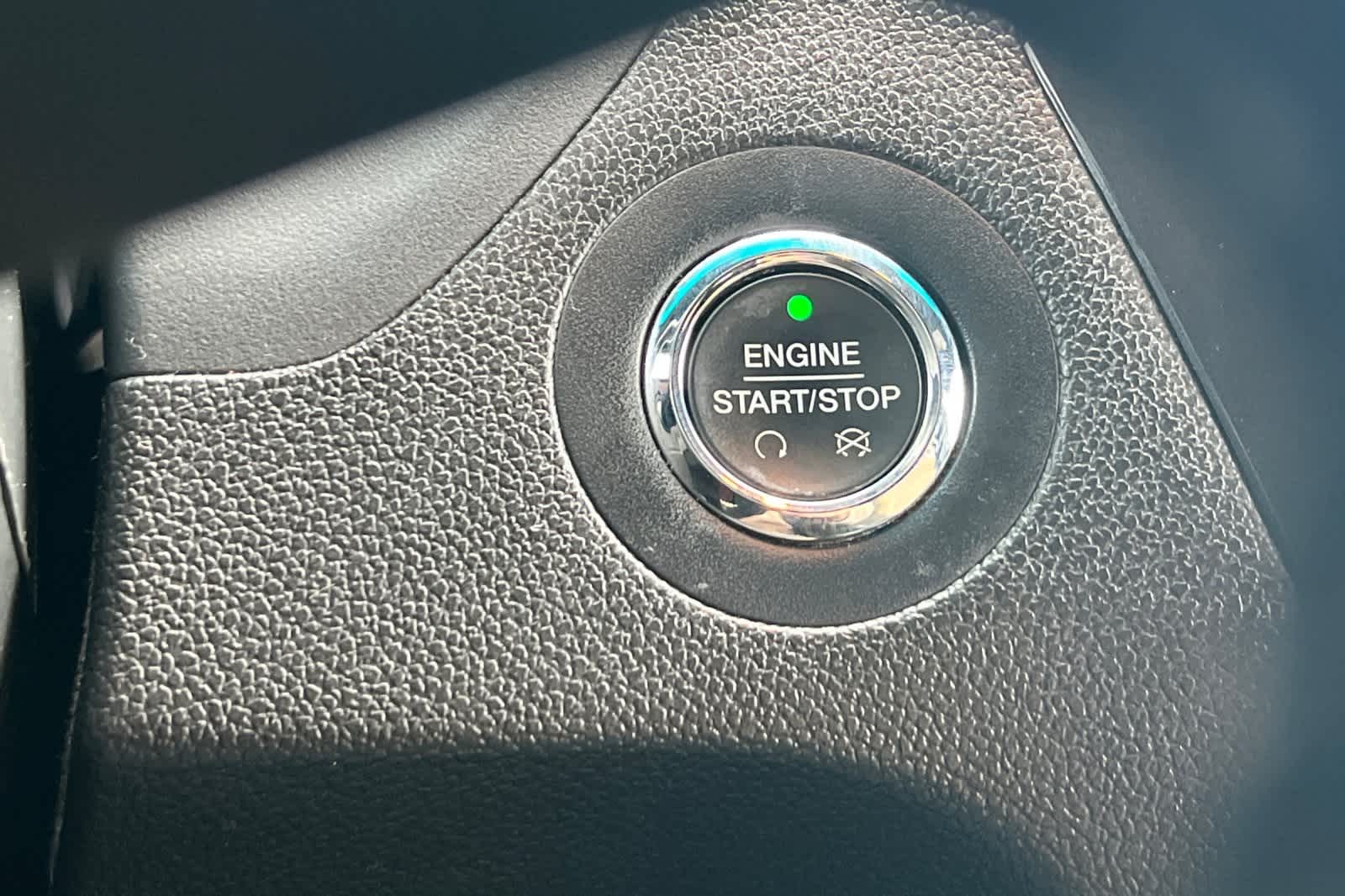 Thumbnail: 2016 Ford Explorer - 26